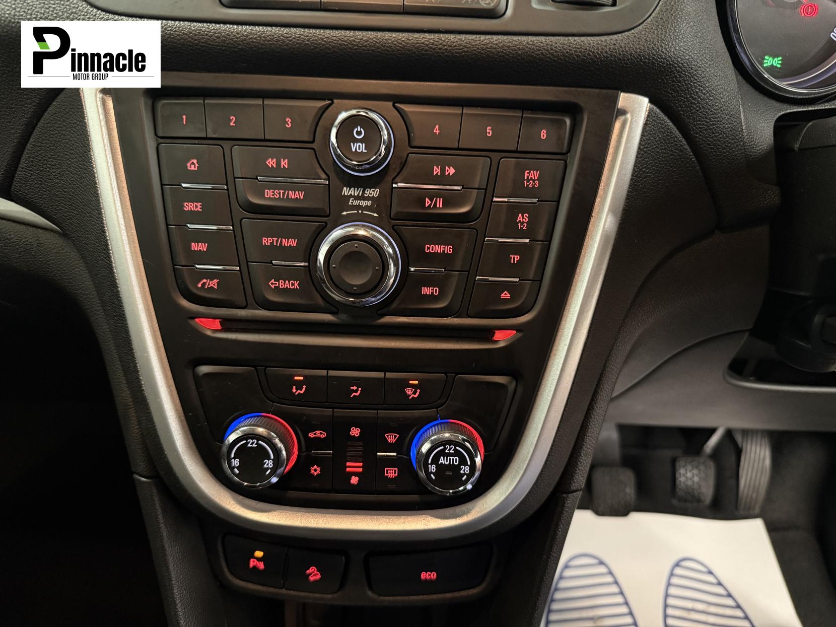 Vauxhall Mokka 1.7 CDTi Tech Line SUV 5dr Diesel Manual 2WD Euro 5 (s/s) (130 ps)