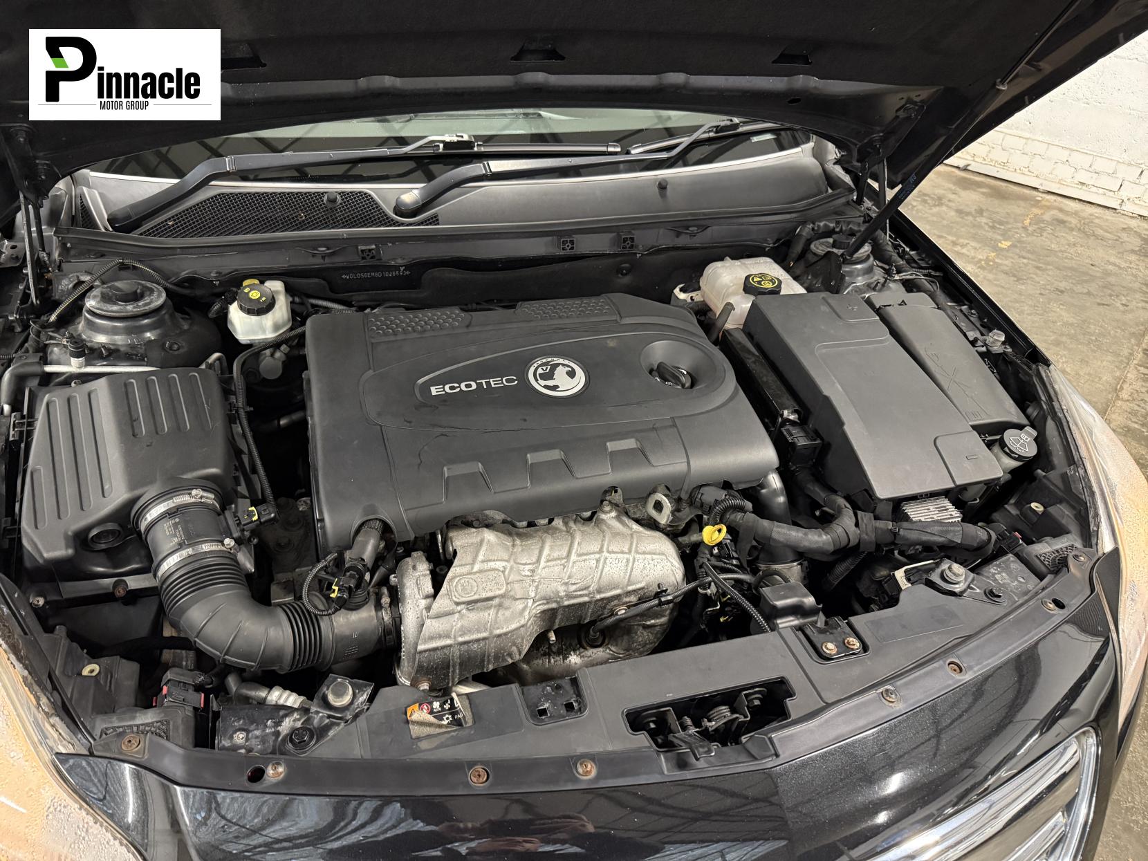 Vauxhall Insignia 2.0 CDTi ecoFLEX SRi Hatchback 5dr Diesel Manual Euro 5 (s/s) (160 ps)