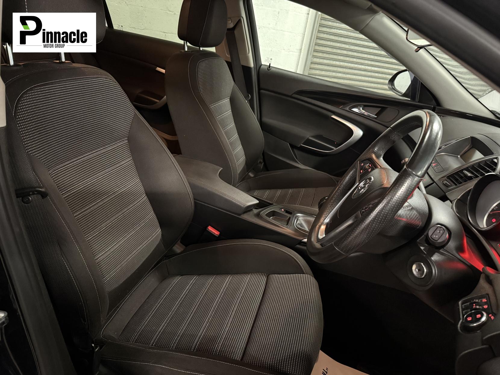 Vauxhall Insignia 2.0 CDTi ecoFLEX SRi Hatchback 5dr Diesel Manual Euro 5 (s/s) (160 ps)