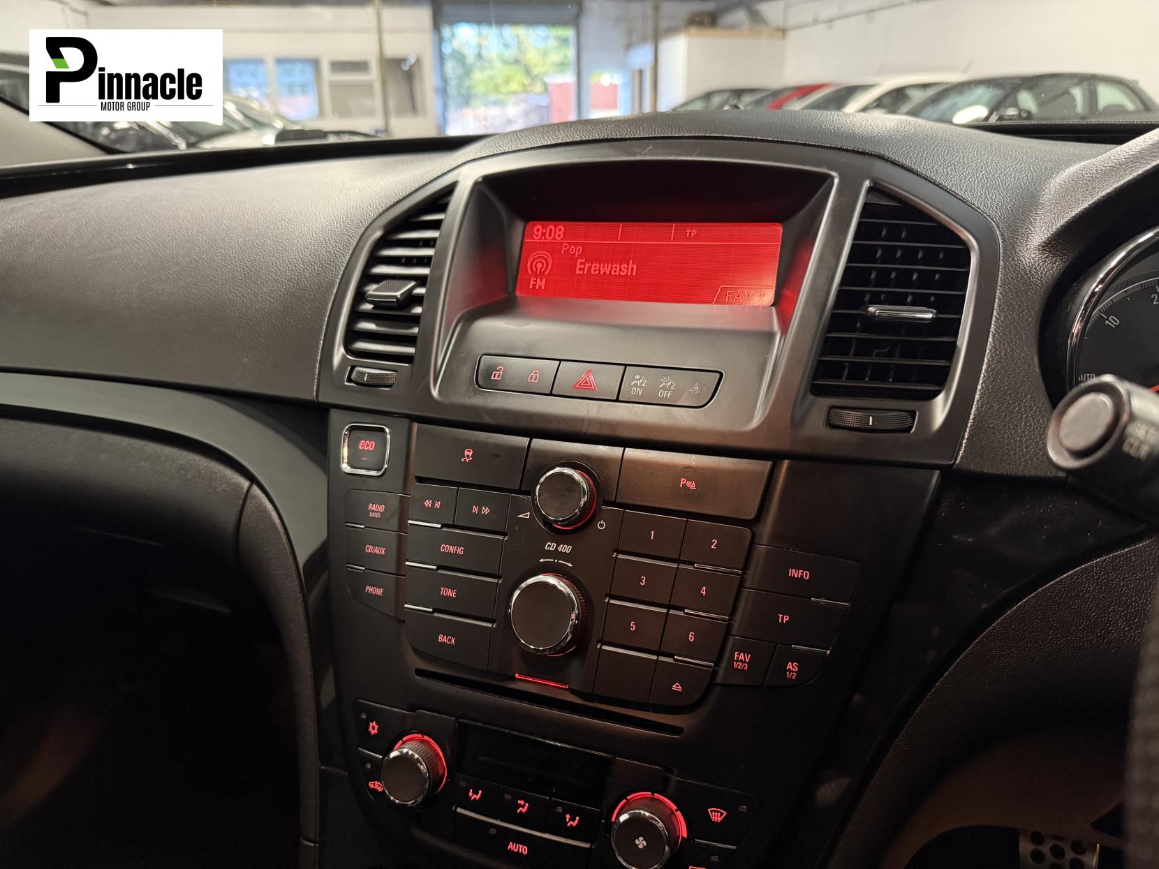 Vauxhall Insignia 2.0 CDTi ecoFLEX SRi Hatchback 5dr Diesel Manual Euro 5 (s/s) (160 ps)