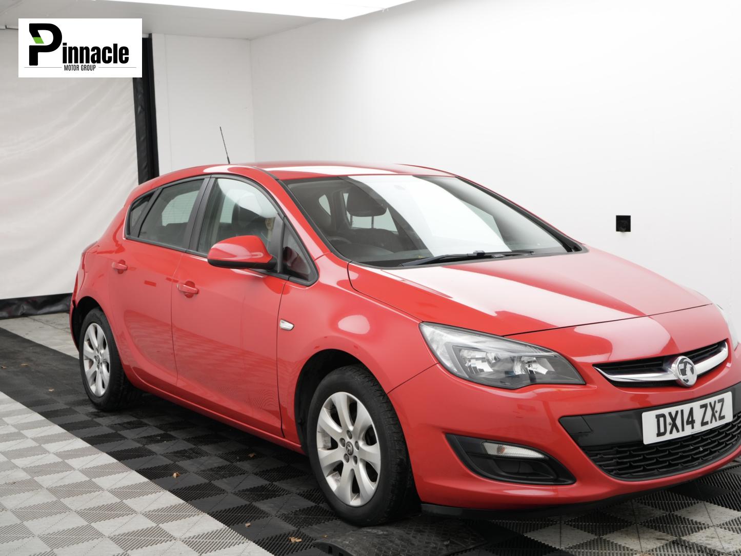 Vauxhall Astra 1.4 16v Design Hatchback 5dr Petrol Manual Euro 5 (100 ps)