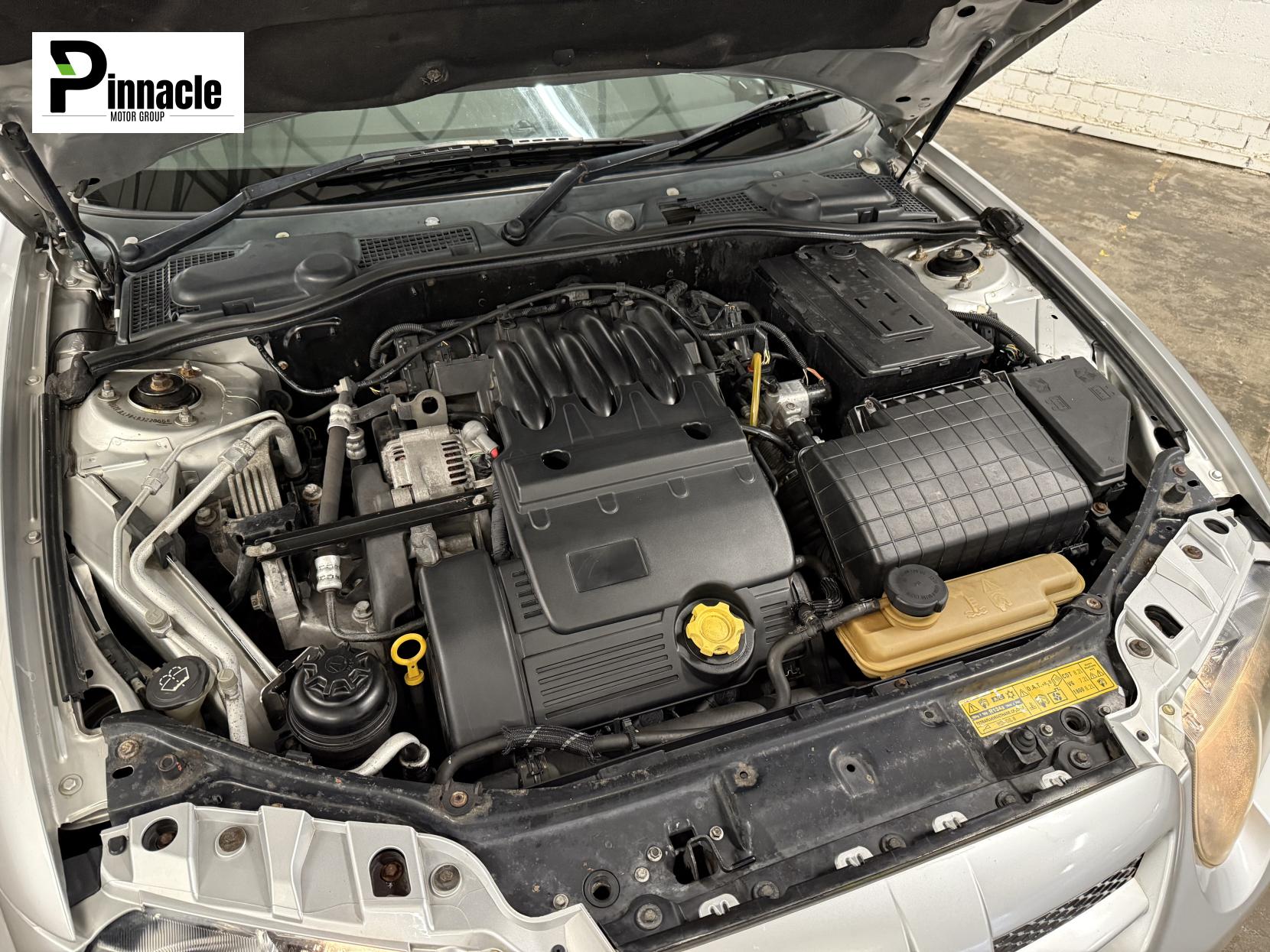 MG ZT 2.5 190 + Saloon 4dr Petrol Manual (239 g/km, 188 bhp)