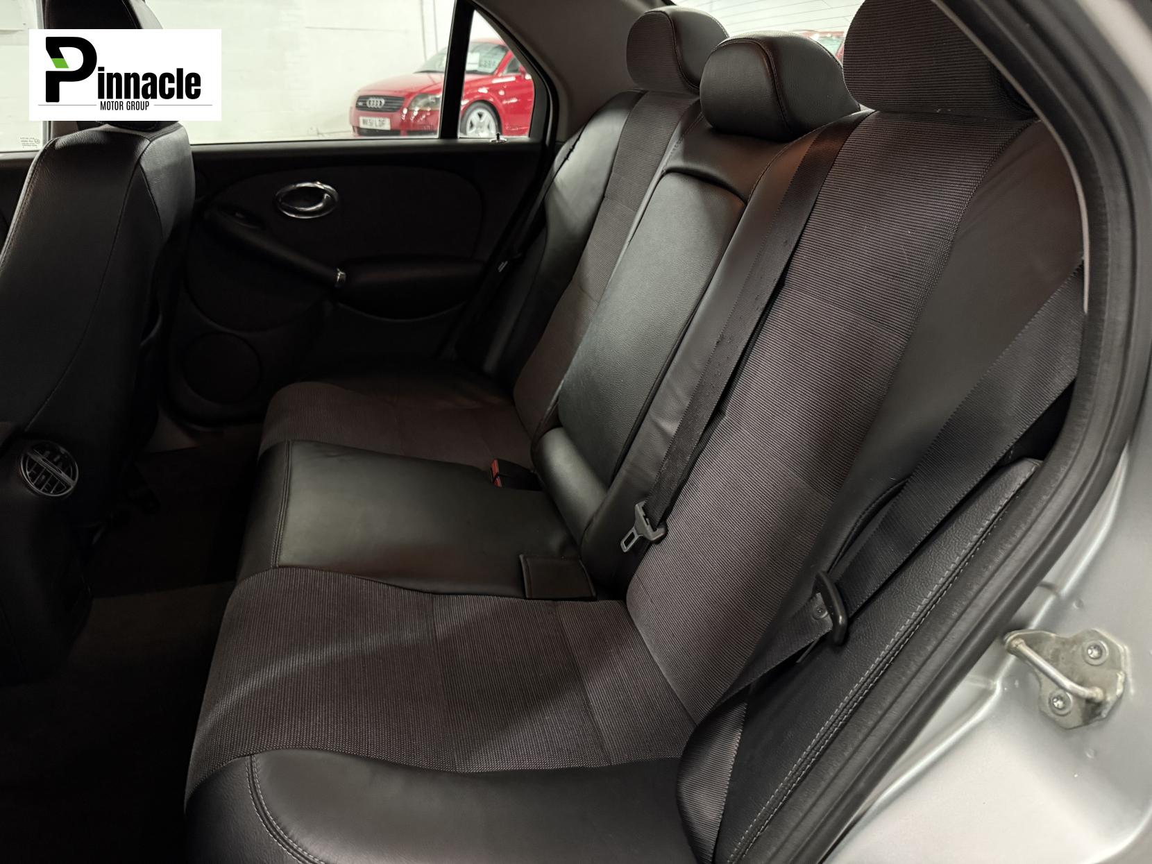 MG ZT 2.5 190 + Saloon 4dr Petrol Manual (239 g/km, 188 bhp)