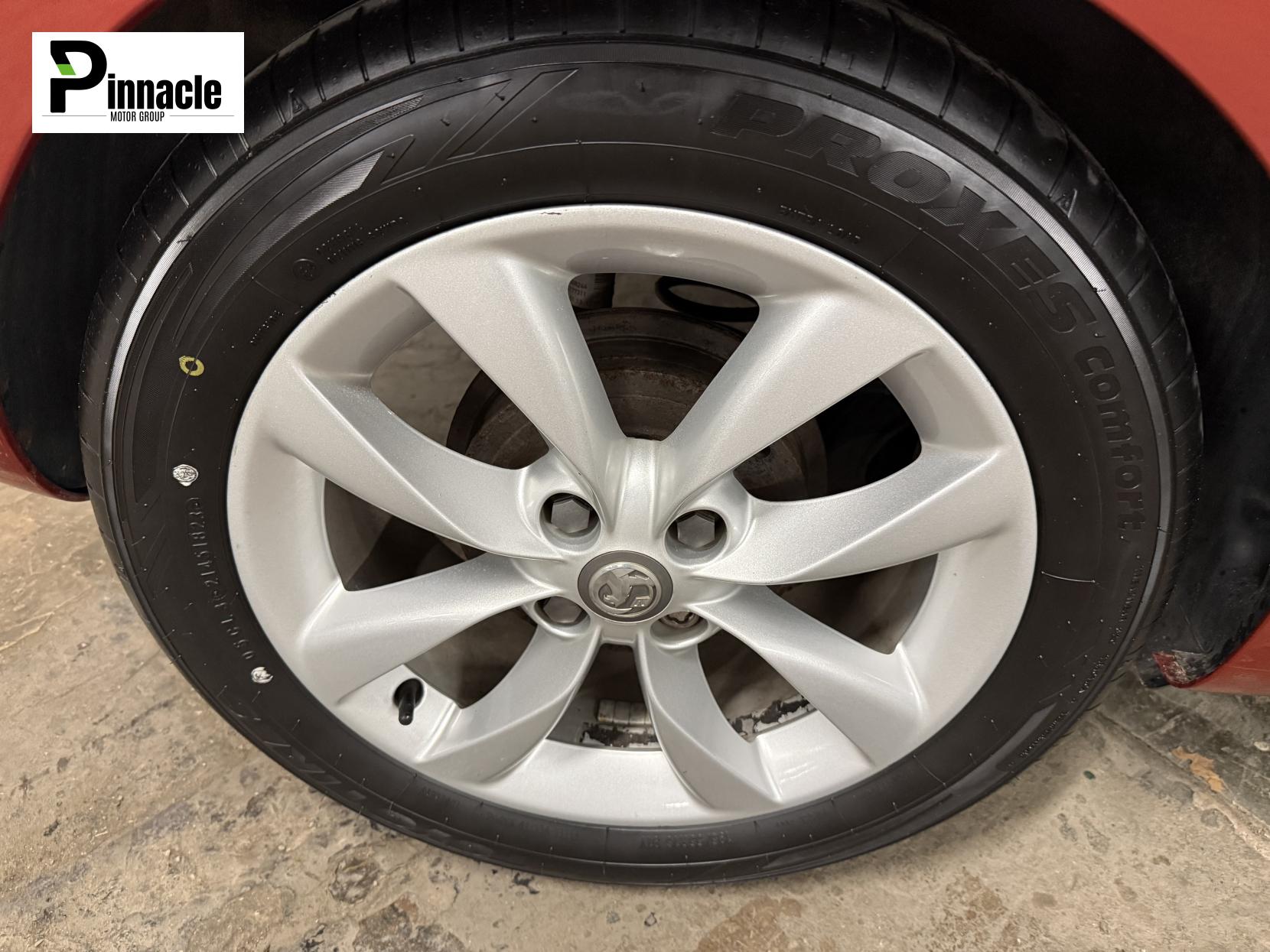 Vauxhall ADAM 1.4 16v JAM Hatchback 3dr Petrol Manual Euro 5 (87 ps)