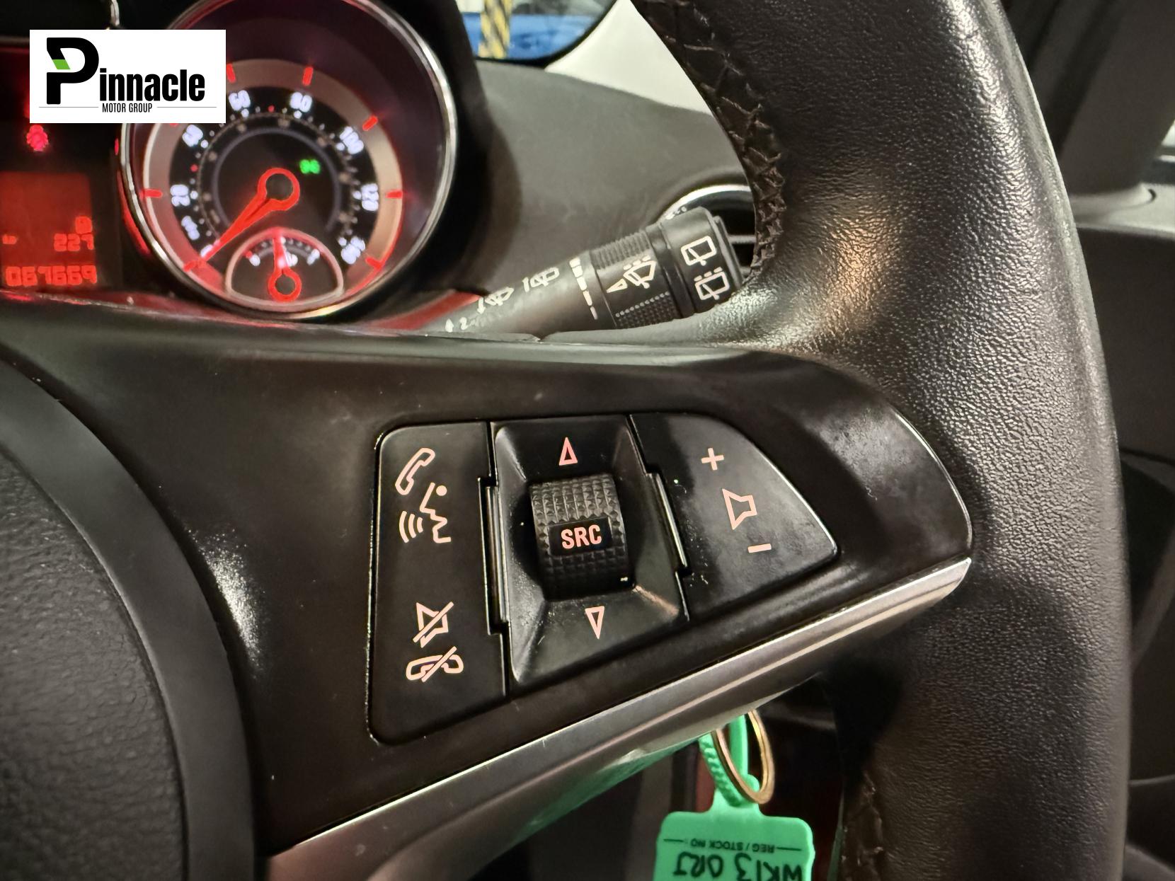 Vauxhall ADAM 1.4 16v JAM Hatchback 3dr Petrol Manual Euro 5 (87 ps)