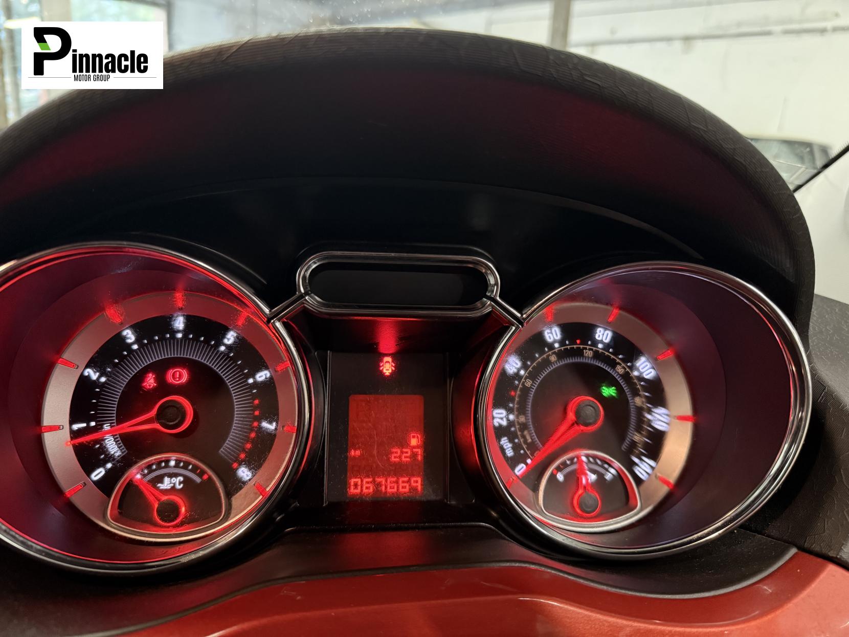 Vauxhall ADAM 1.4 16v JAM Hatchback 3dr Petrol Manual Euro 5 (87 ps)