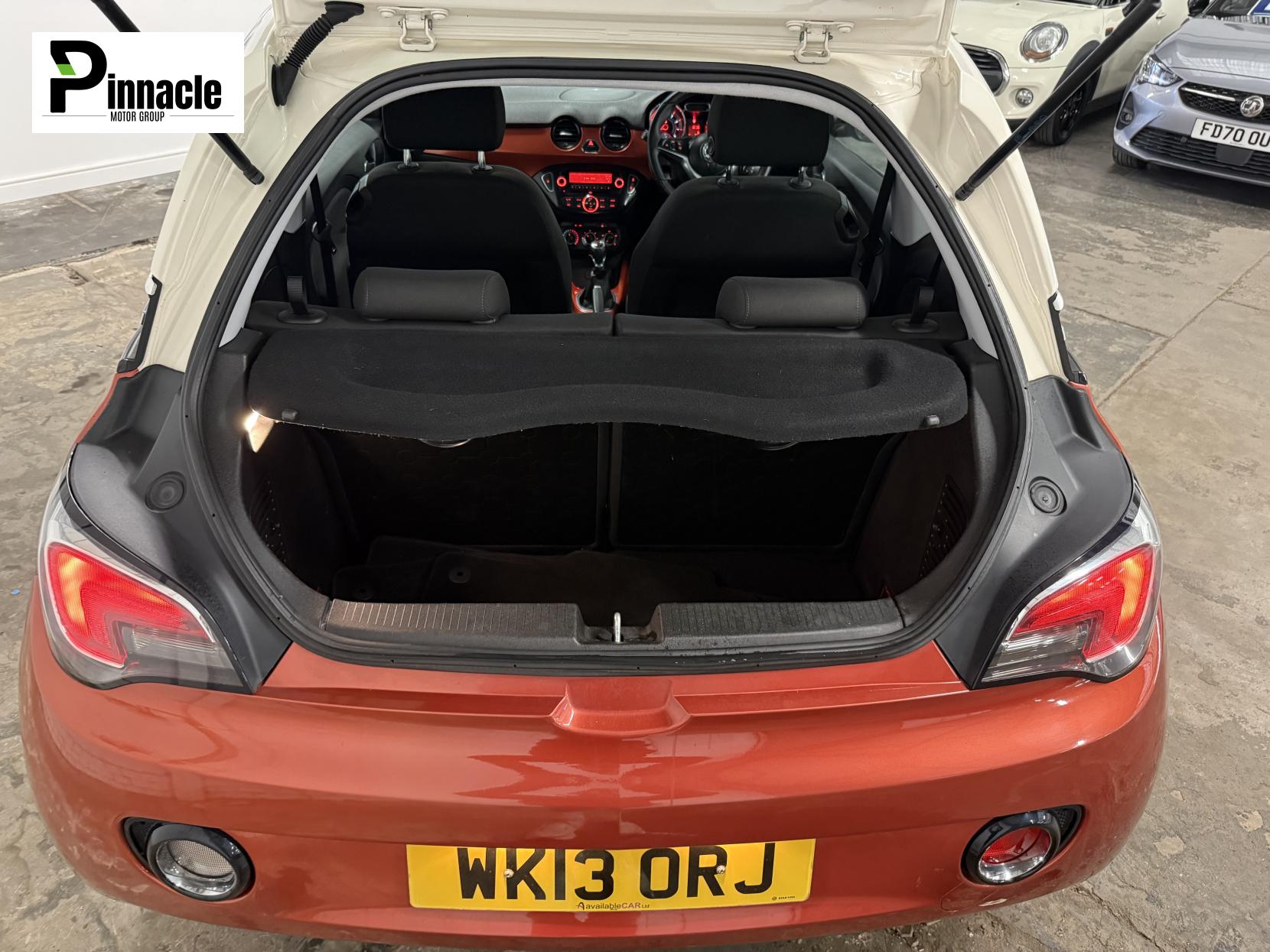 Vauxhall ADAM 1.4 16v JAM Hatchback 3dr Petrol Manual Euro 5 (87 ps)
