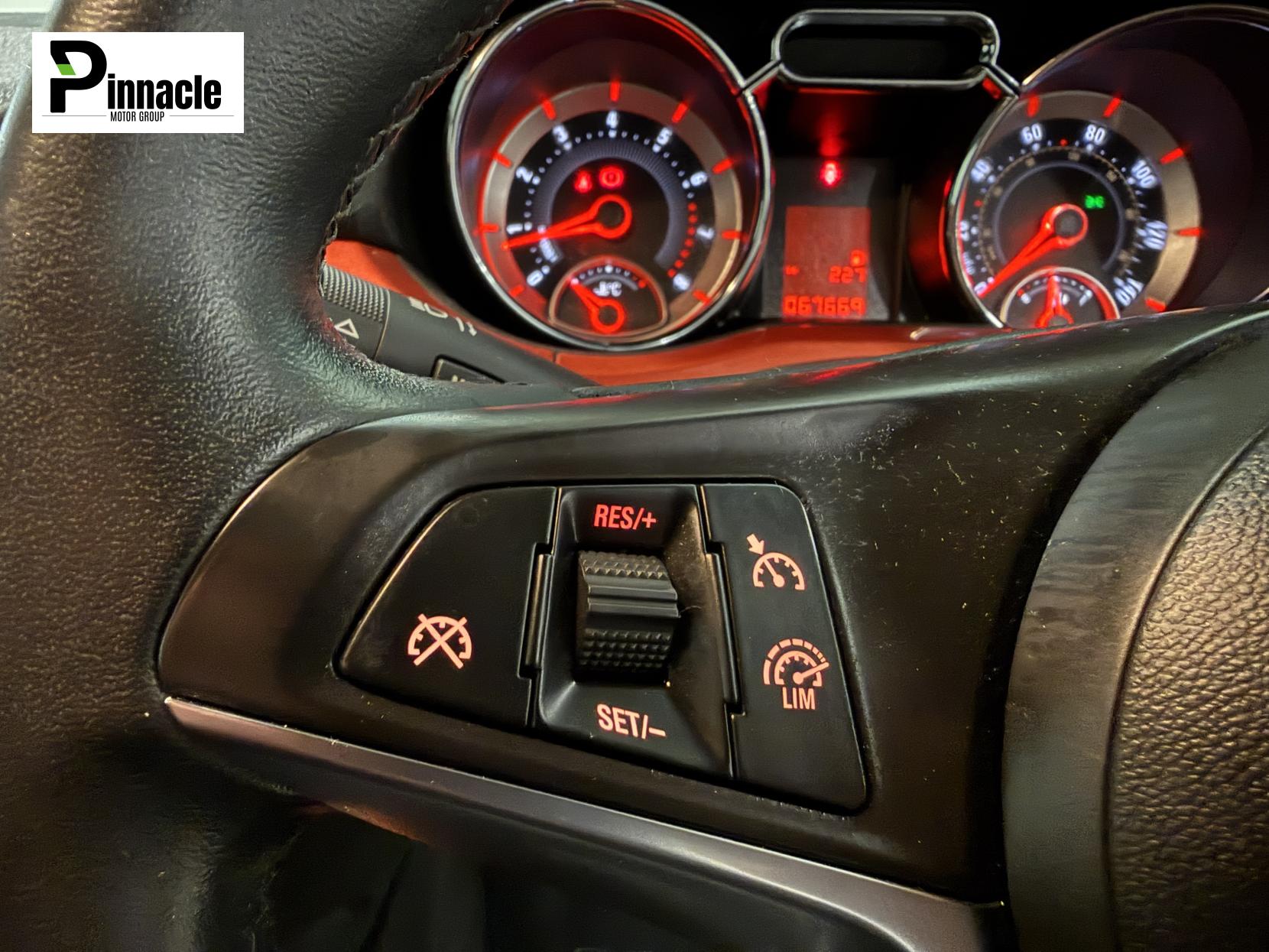 Vauxhall ADAM 1.4 16v JAM Hatchback 3dr Petrol Manual Euro 5 (87 ps)