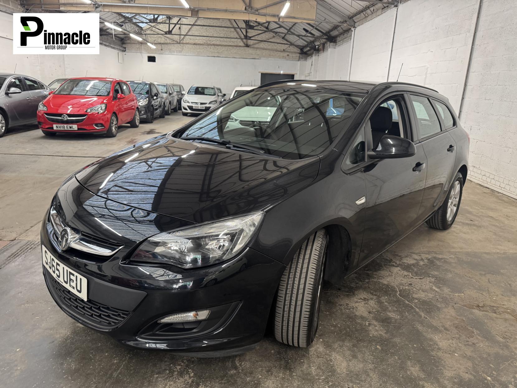 Vauxhall Astra 1.6 CDTi ecoFLEX Design Sports Tourer 5dr Diesel Manual Euro 6 (s/s) (110 ps)