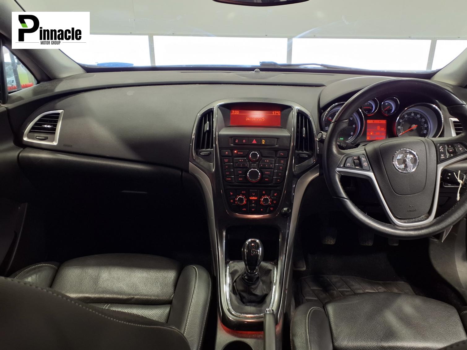 Vauxhall Astra 2.0 CDTi Elite Sports Tourer 5dr Diesel Manual Euro 5 (s/s) (165 ps)