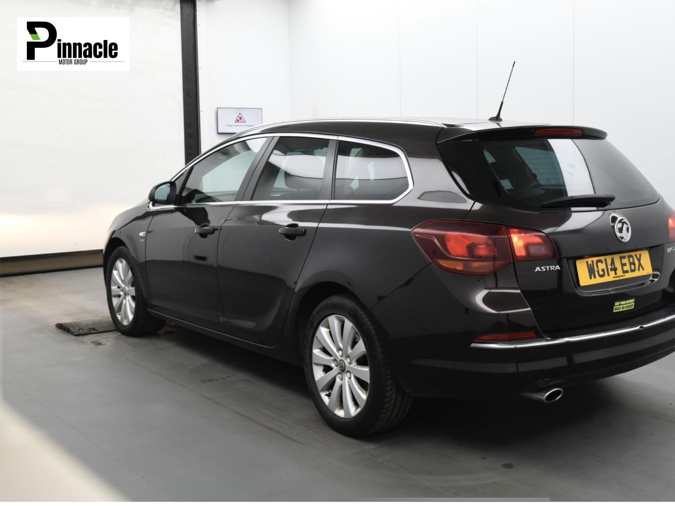 Vauxhall Astra 2.0 CDTi Elite Sports Tourer 5dr Diesel Manual Euro 5 (s/s) (165 ps)