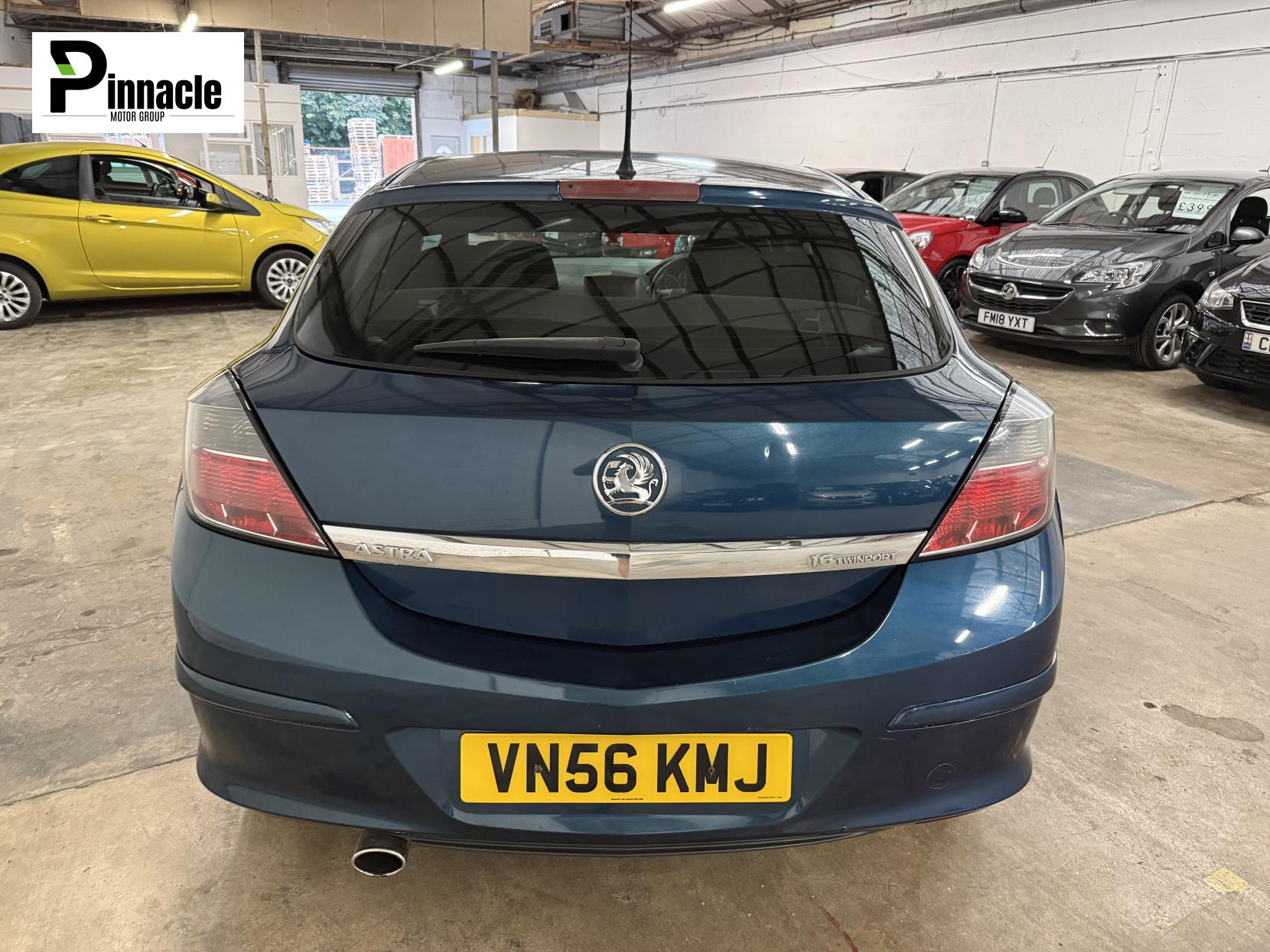 Vauxhall Astra 1.6i 16v SXi Sport Hatch 3dr Petrol Manual (158 g/km, 103 bhp)