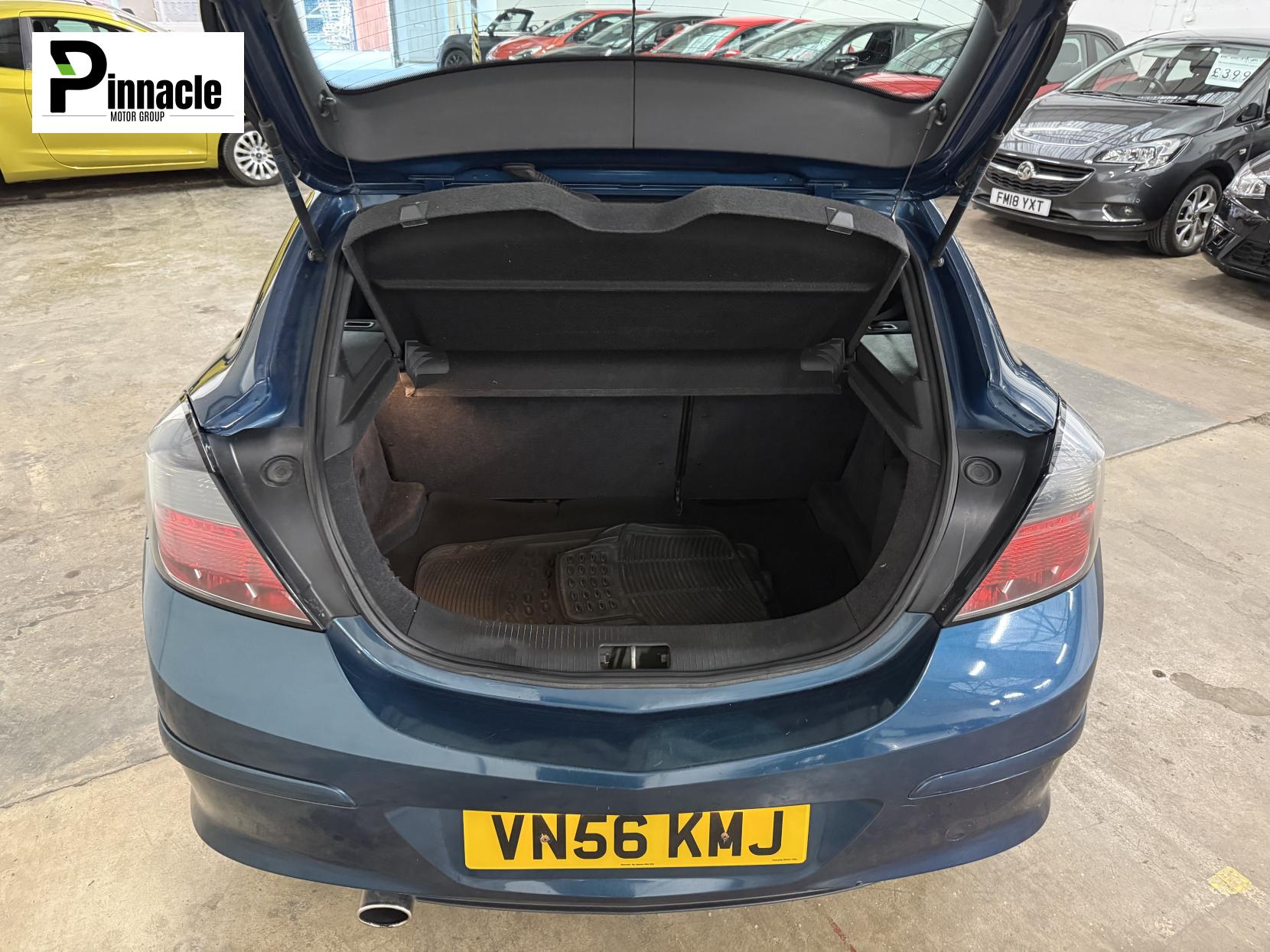 Vauxhall Astra 1.6i 16v SXi Sport Hatch 3dr Petrol Manual (158 g/km, 103 bhp)