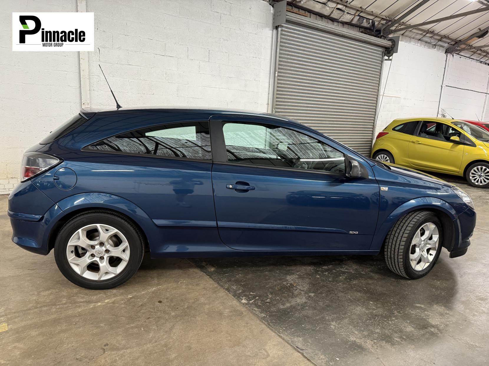 Vauxhall Astra 1.6i 16v SXi Sport Hatch 3dr Petrol Manual (158 g/km, 103 bhp)