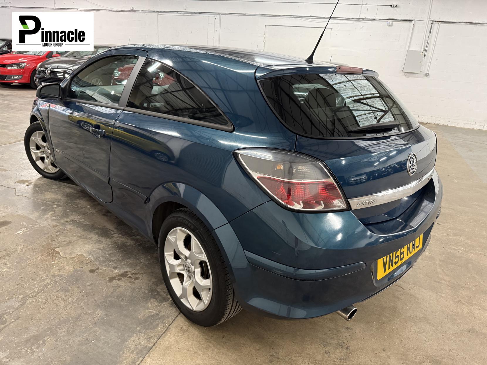Vauxhall Astra 1.6i 16v SXi Sport Hatch 3dr Petrol Manual (158 g/km, 103 bhp)