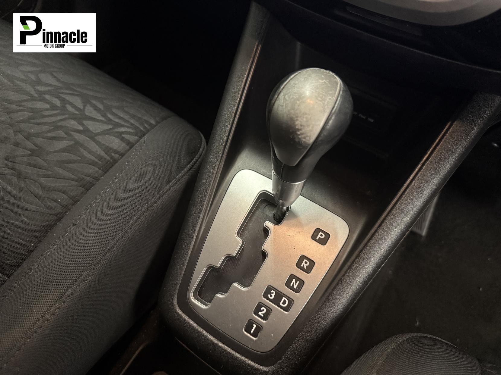 Hyundai ix20 1.6 Active Hatchback 5dr Petrol Auto Euro 5 (123 bhp)