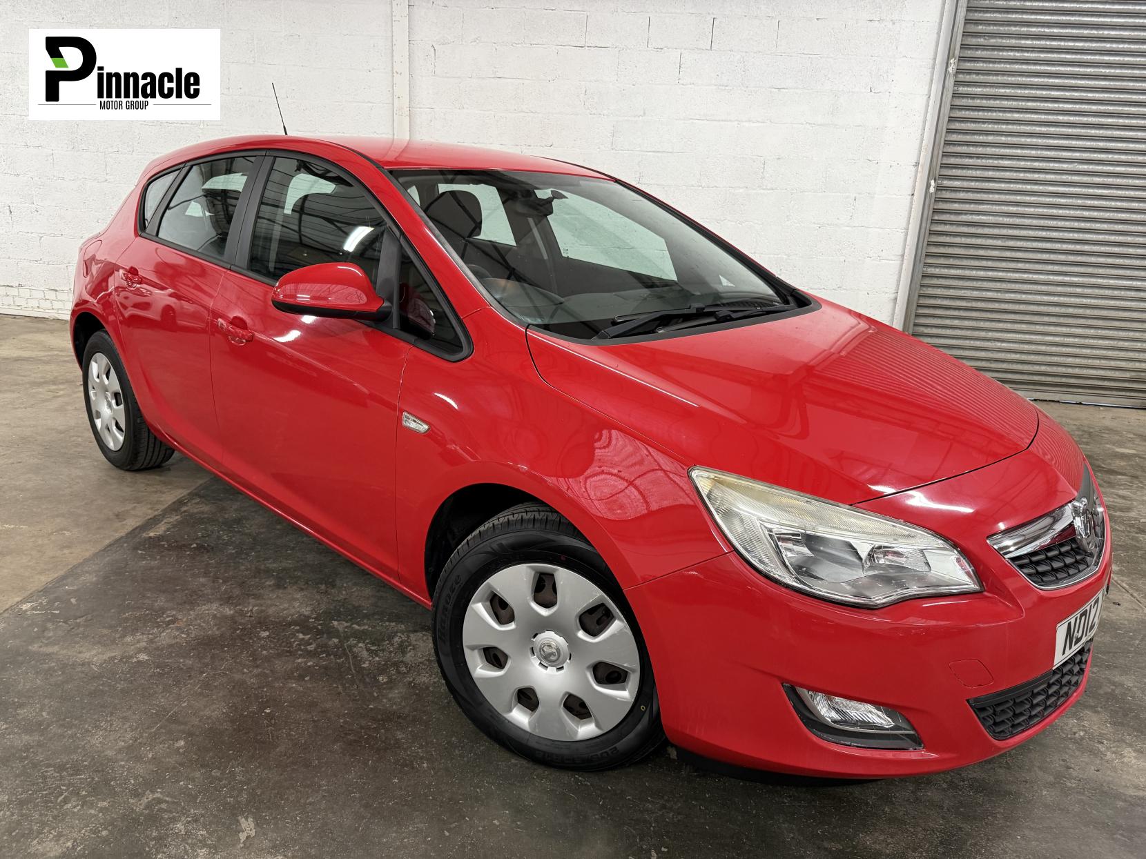 Vauxhall Astra 1.4 16v Exclusiv Hatchback 5dr Petrol Manual Euro 5 (87 ps)