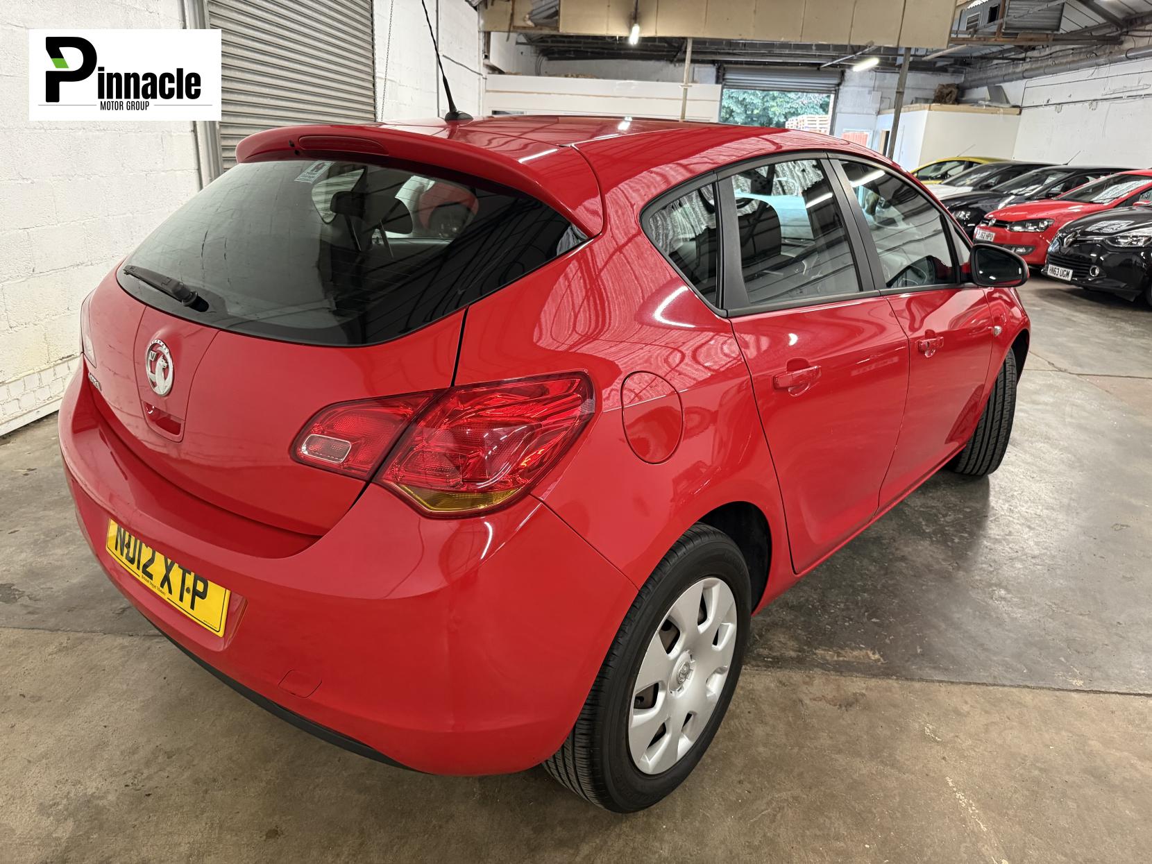 Vauxhall Astra 1.4 16v Exclusiv Hatchback 5dr Petrol Manual Euro 5 (87 ps)