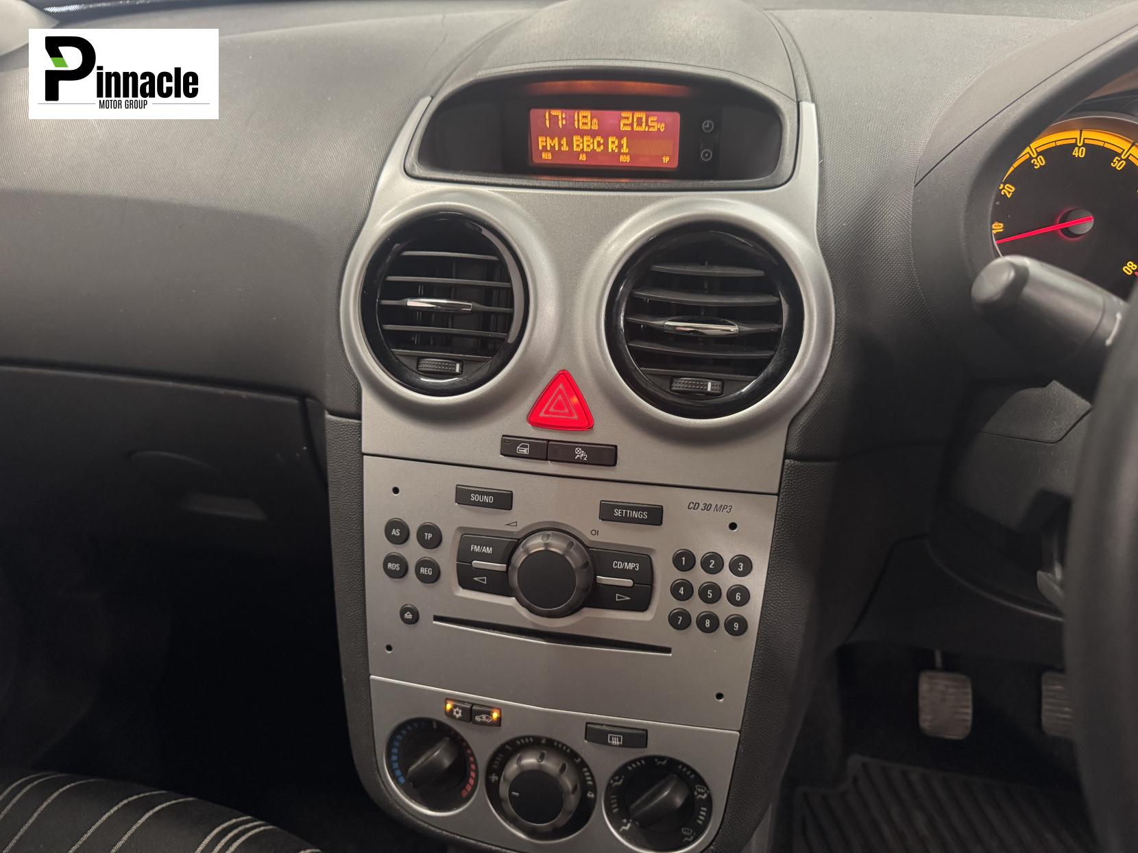 Vauxhall Corsa 1.2i 16v Exclusiv Hatchback 5dr Petrol Manual (124 g/km, 84 bhp)