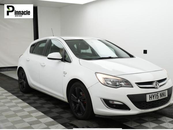 Vauxhall Astra 2.0 CDTi SRi Hatchback 5dr Diesel Auto Euro 5 (165 ps)