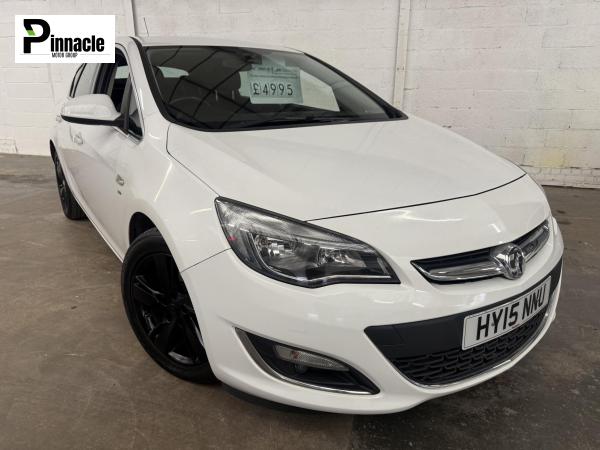 Vauxhall Astra 2.0 CDTi SRi Hatchback 5dr Diesel Auto Euro 5 (165 ps)