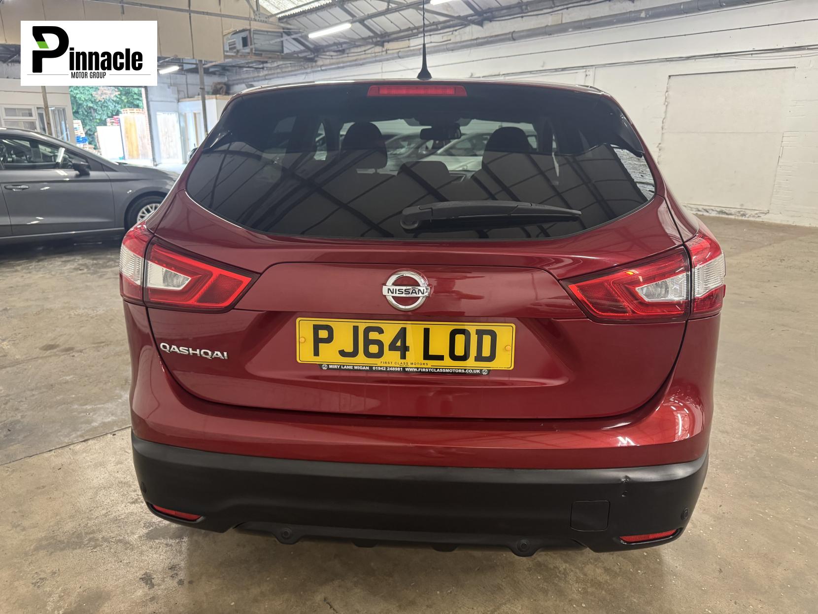 Nissan Qashqai 1.2 DIG-T Acenta Premium SUV 5dr Petrol Manual 2WD Euro 5 (s/s) (115 ps)