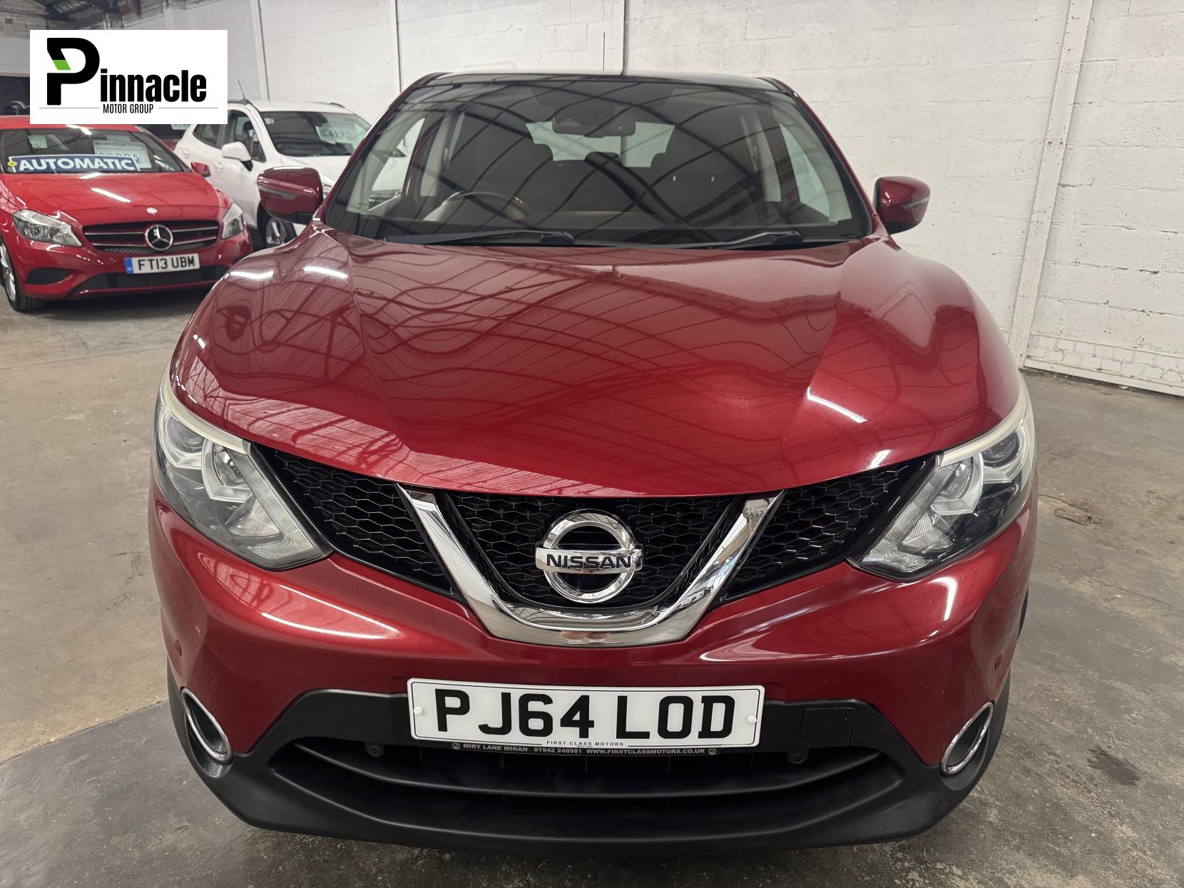 Nissan Qashqai 1.2 DIG-T Acenta Premium SUV 5dr Petrol Manual 2WD Euro 5 (s/s) (115 ps)