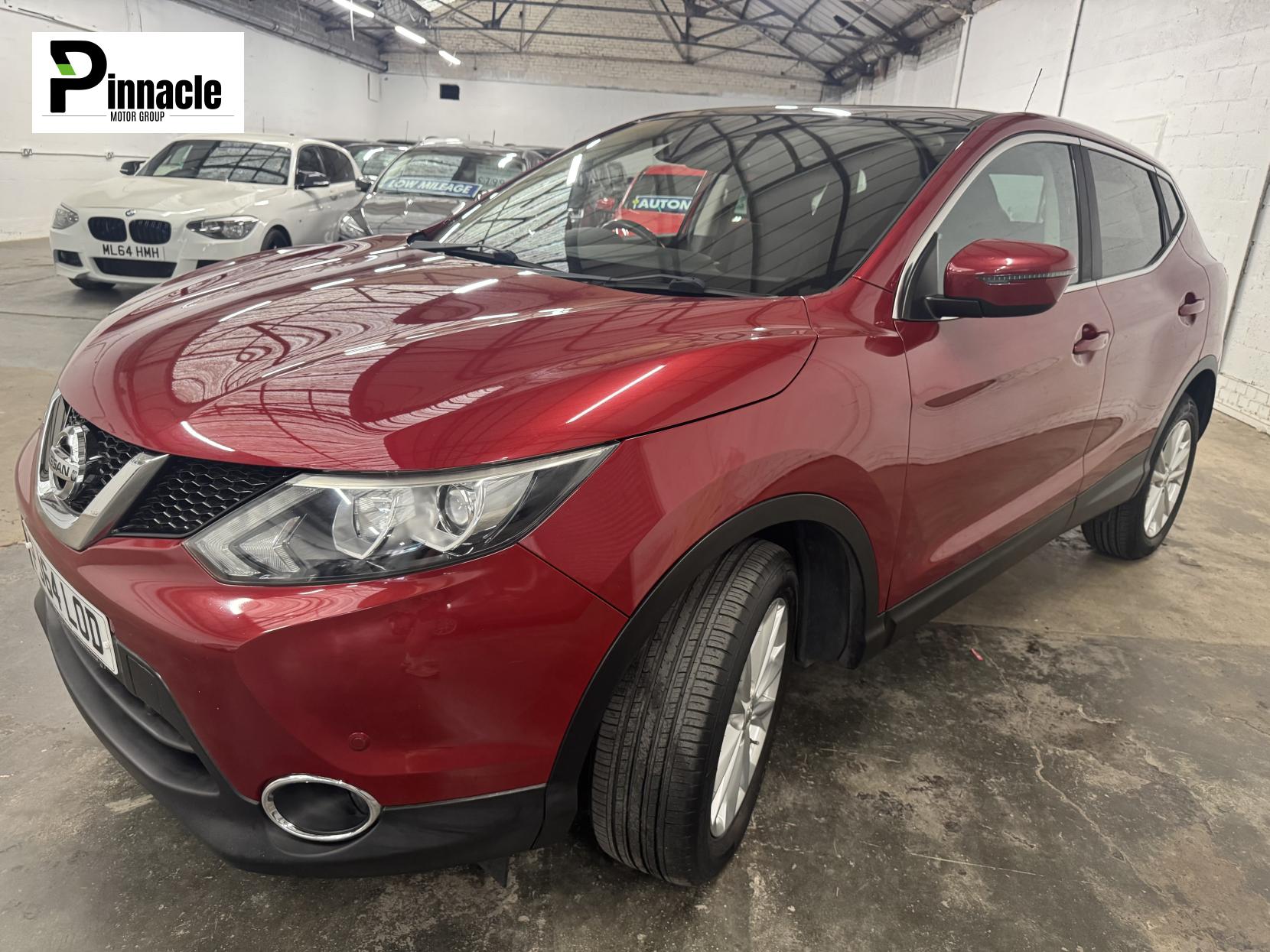 Nissan Qashqai 1.2 DIG-T Acenta Premium SUV 5dr Petrol Manual 2WD Euro 5 (s/s) (115 ps)