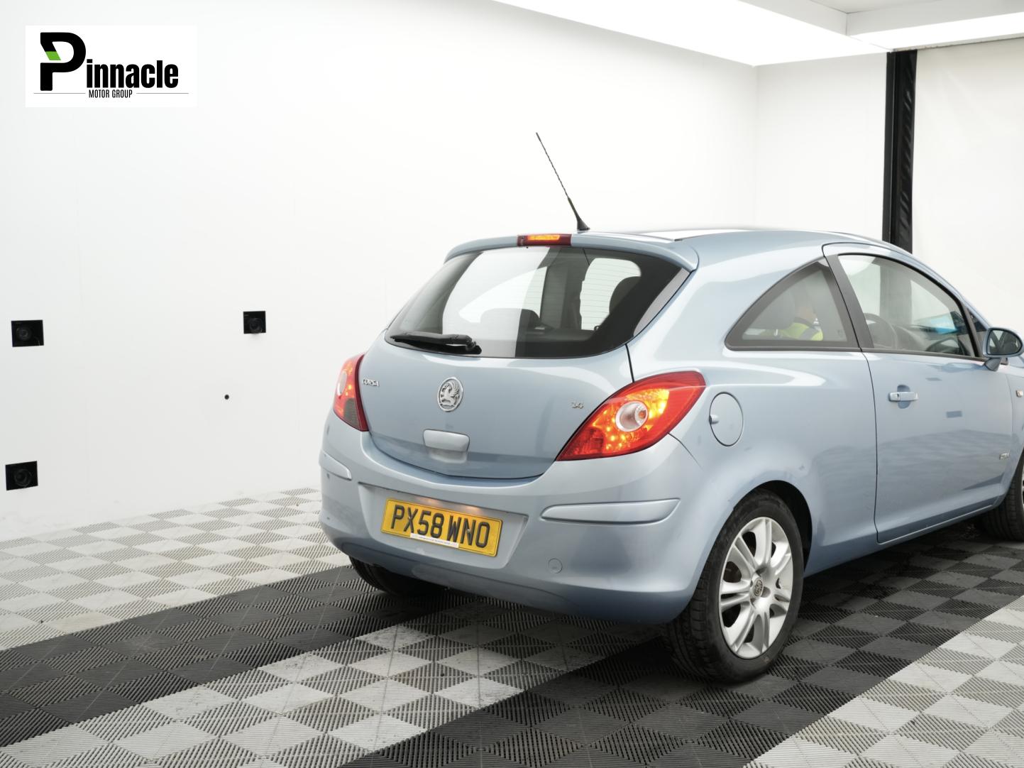 Vauxhall Corsa 1.4i 16v Design Hatchback 3dr Petrol Automatic (a/c) (154 g/km, 89 bhp)