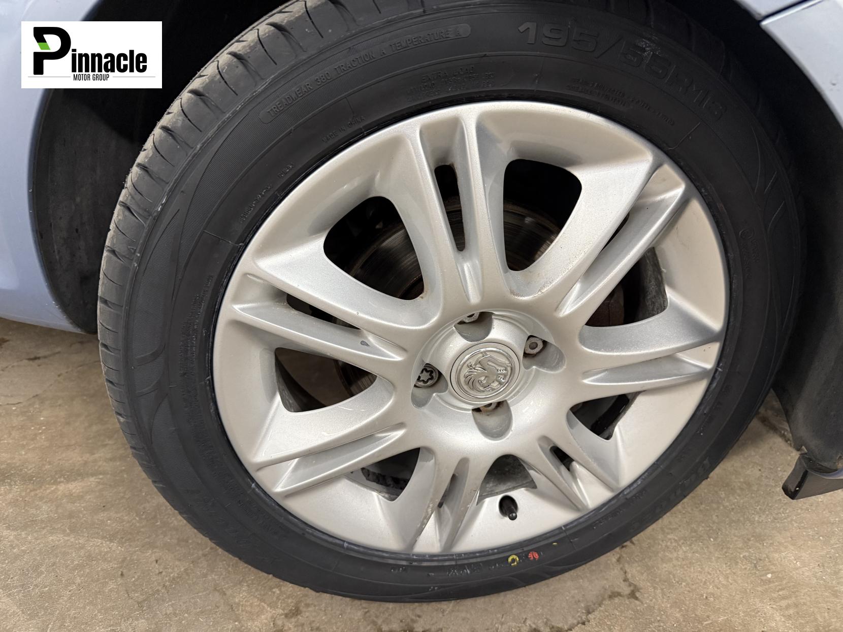 Vauxhall Corsa 1.4i 16v Design Hatchback 3dr Petrol Automatic (a/c) (154 g/km, 89 bhp)