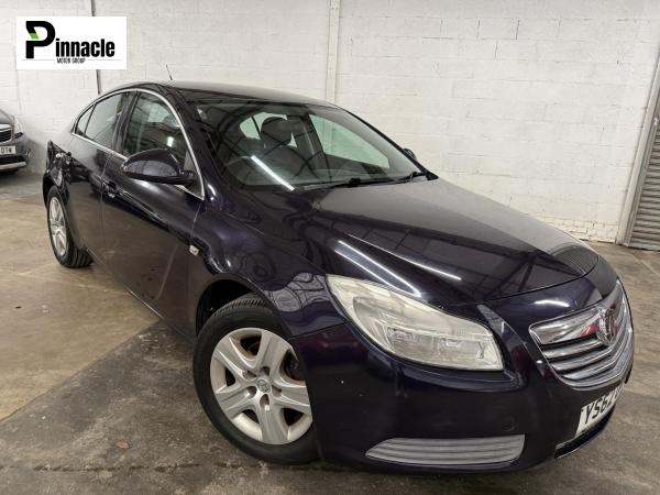 Vauxhall Insignia 2.0 CDTi ecoFLEX Exclusiv Hatchback 5dr Diesel Manual Euro 5 (s/s) (130 ps)