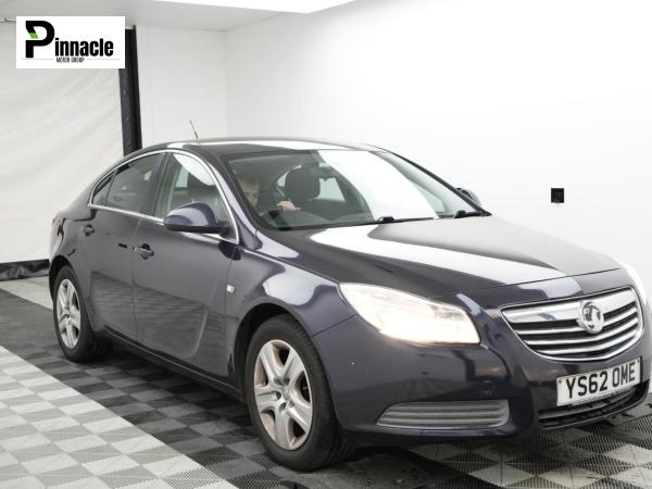 Vauxhall Insignia 2.0 CDTi ecoFLEX Exclusiv Hatchback 5dr Diesel Manual Euro 5 (s/s) (130 ps)