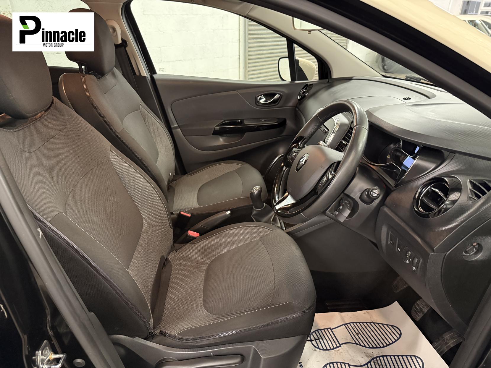 Renault Captur 0.9 TCe ENERGY Dynamique S Nav SUV 5dr Petrol Manual Euro 6 (s/s) (90 ps)