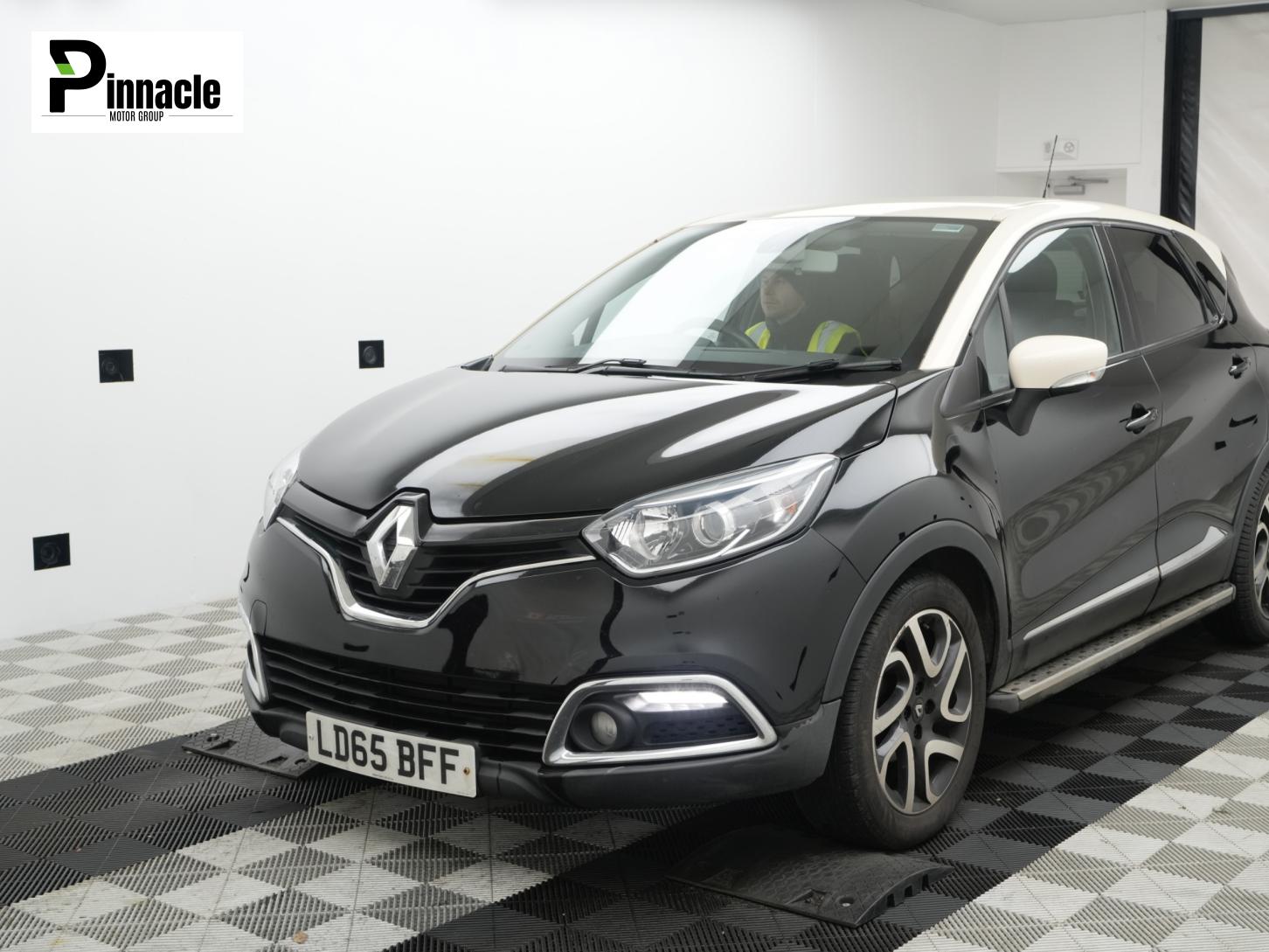 Renault Captur 0.9 TCe ENERGY Dynamique S Nav SUV 5dr Petrol Manual Euro 6 (s/s) (90 ps)