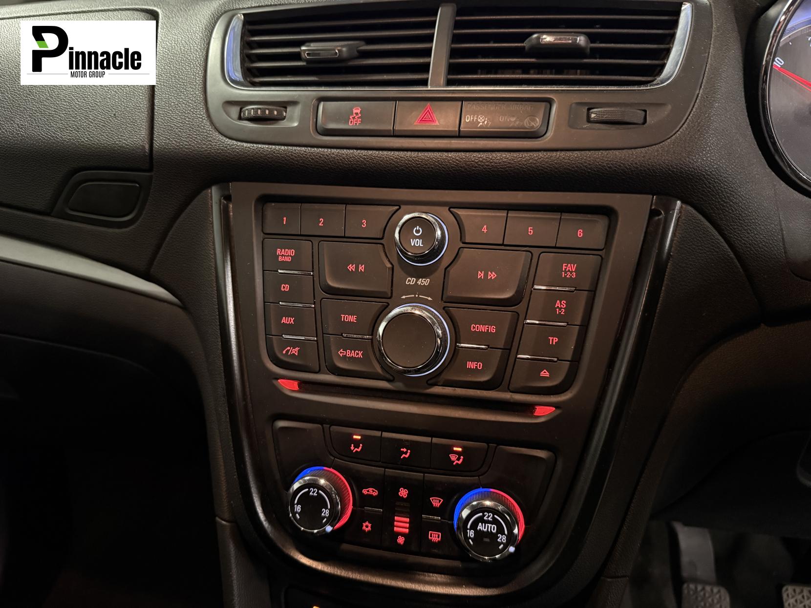 Vauxhall Mokka 1.7 CDTi Exclusiv SUV 5dr Diesel Manual 2WD Euro 5 (s/s) (130 ps)