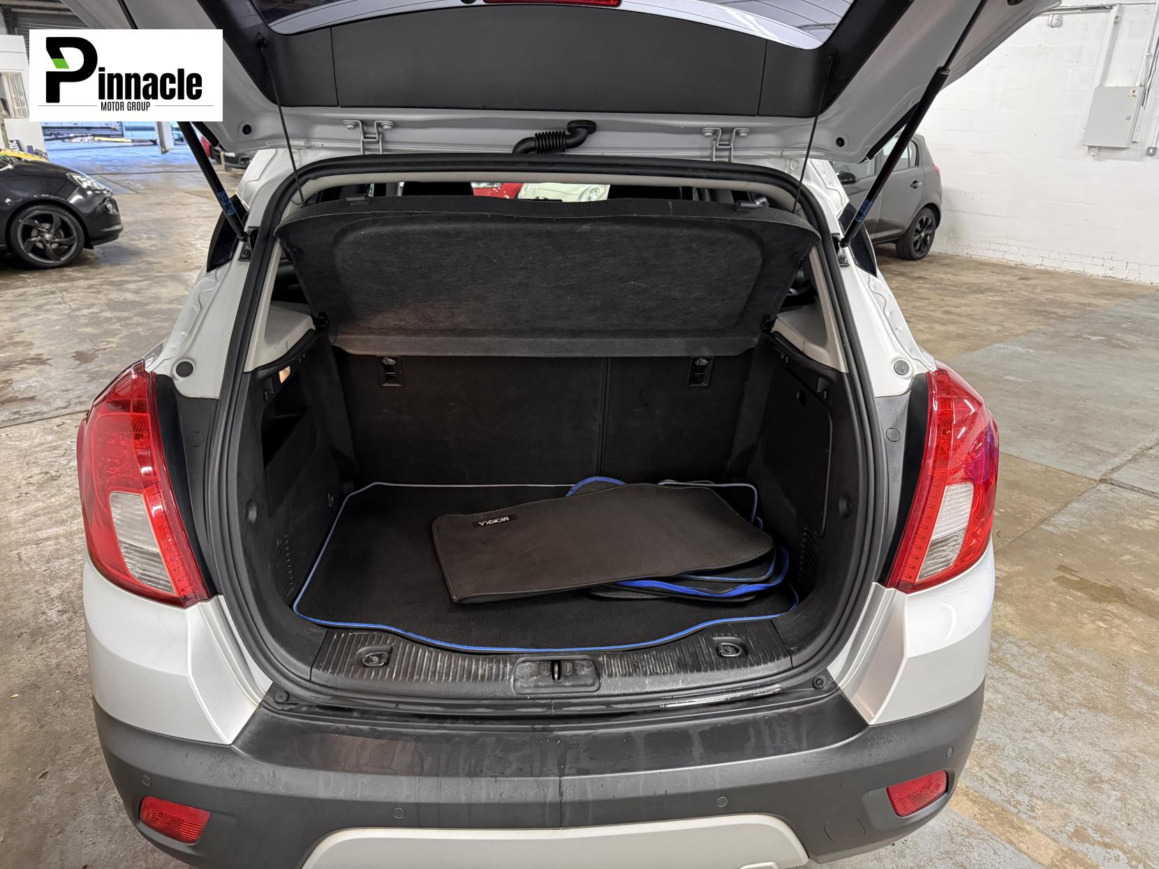 Vauxhall Mokka 1.7 CDTi Exclusiv SUV 5dr Diesel Manual 2WD Euro 5 (s/s) (130 ps)