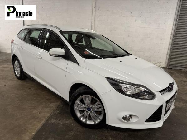 Ford Focus 1.6 TDCi Titanium Navigator Estate 5dr Diesel Manual Euro 5 (s/s) (115 ps)