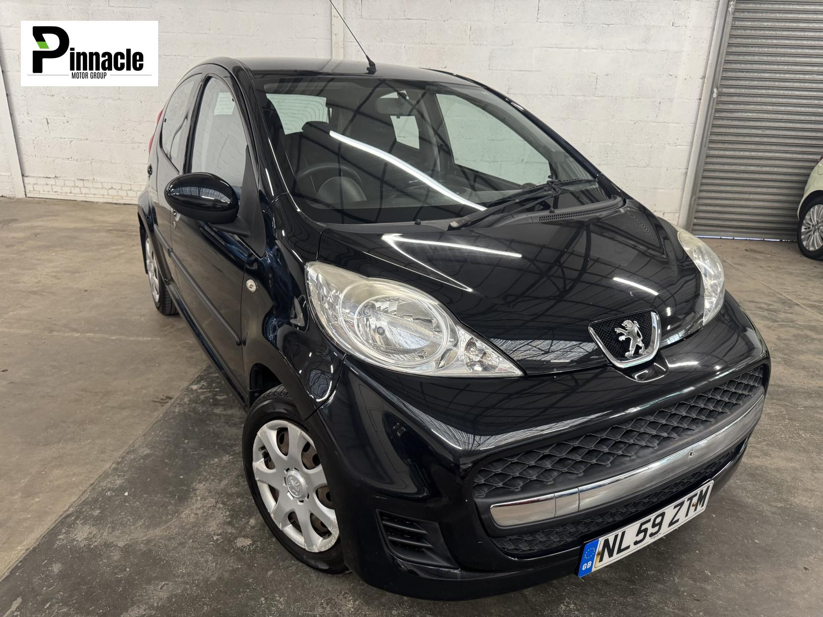 Peugeot 107 1.0 12V Urban Hatchback 5dr Petrol Manual Euro 4 (68 ps)