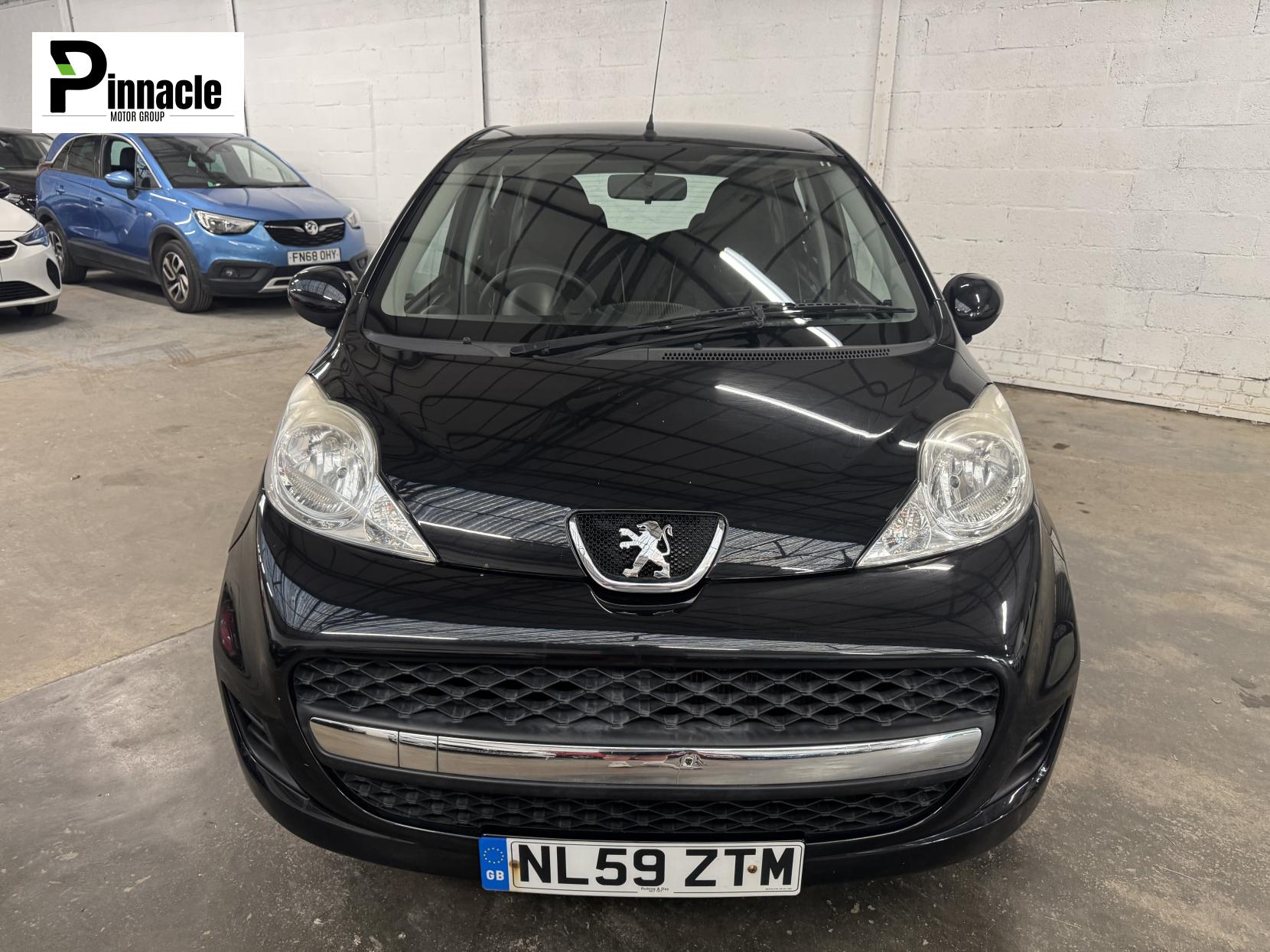 Peugeot 107 1.0 12V Urban Hatchback 5dr Petrol Manual Euro 4 (68 ps)