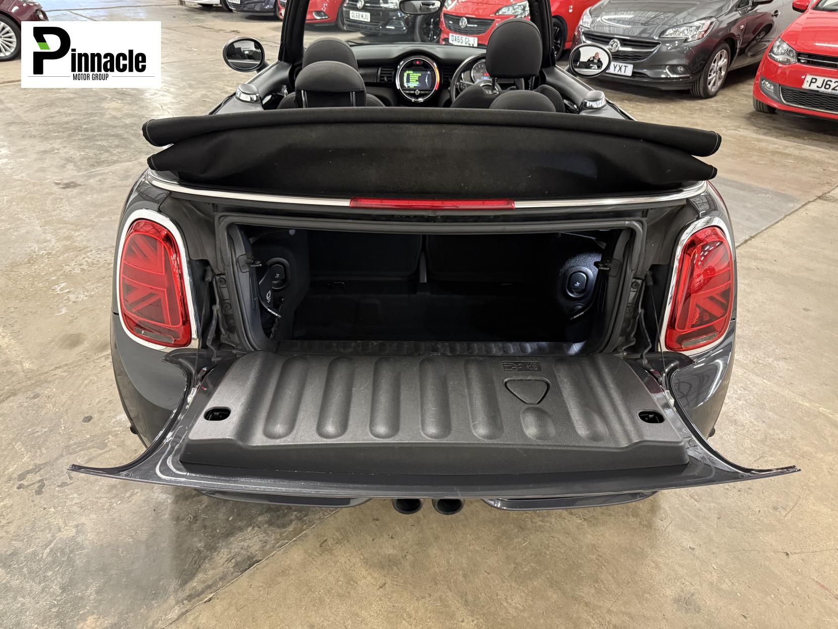 MINI Convertible 2.0 Cooper S Convertible 2dr Petrol Manual Euro 6 (s/s) (192 ps)