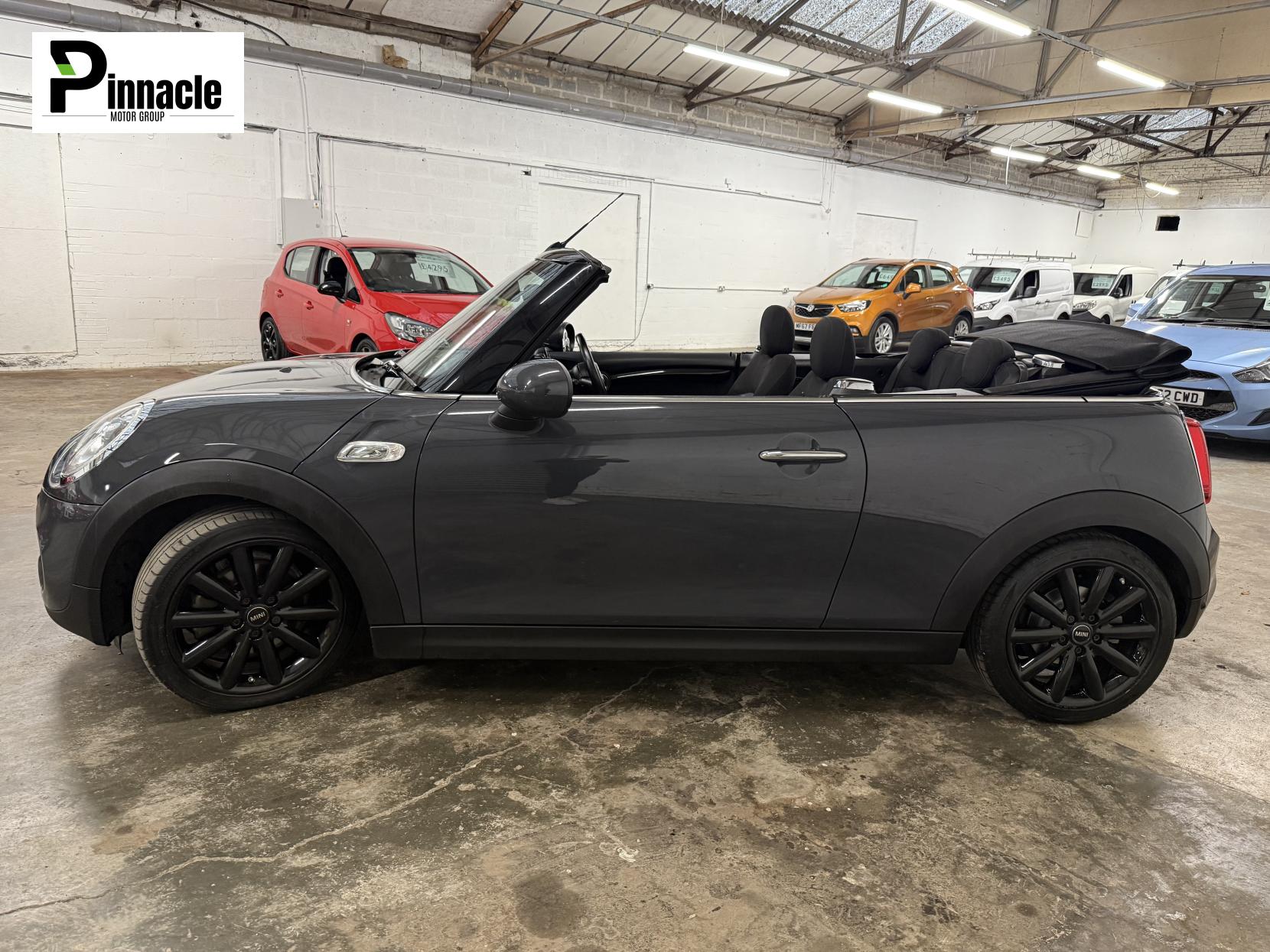 MINI Convertible 2.0 Cooper S Convertible 2dr Petrol Manual Euro 6 (s/s) (192 ps)