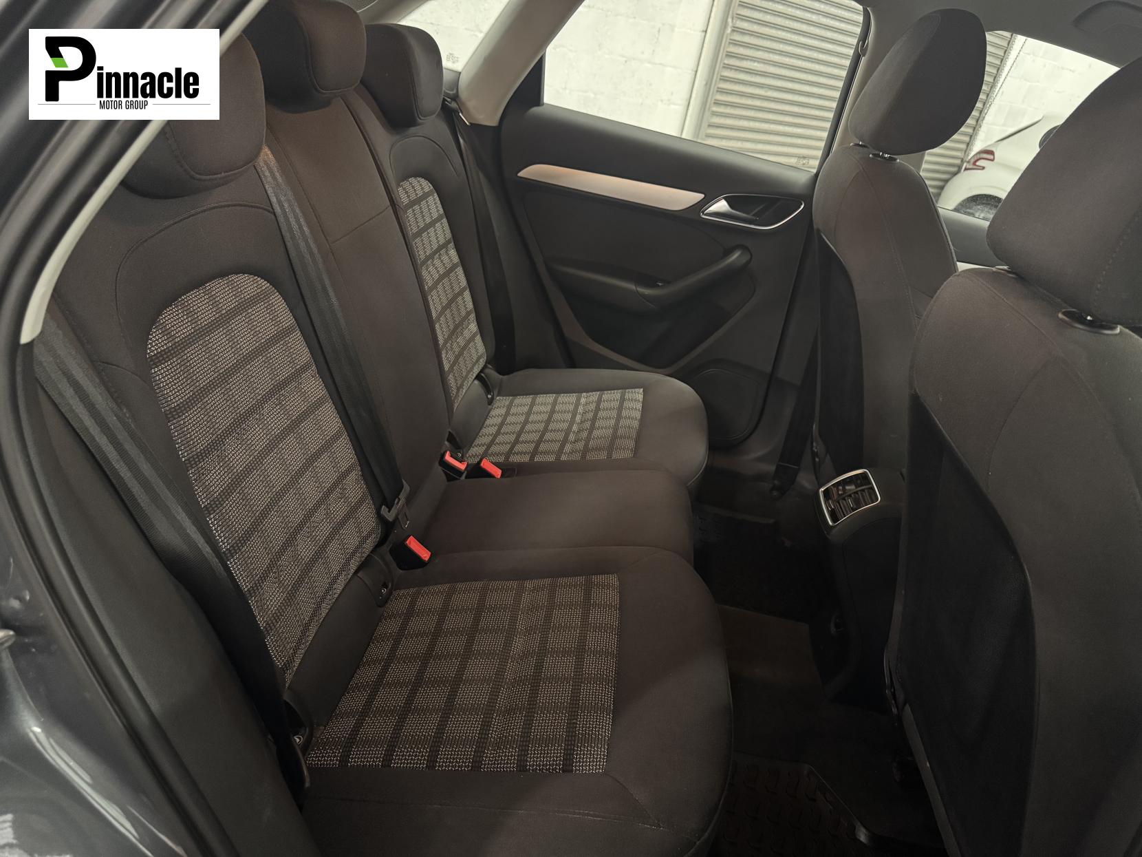 Audi Q3 2.0 TDI SE SUV 5dr Diesel Manual quattro Euro 6 (s/s) (150 ps)