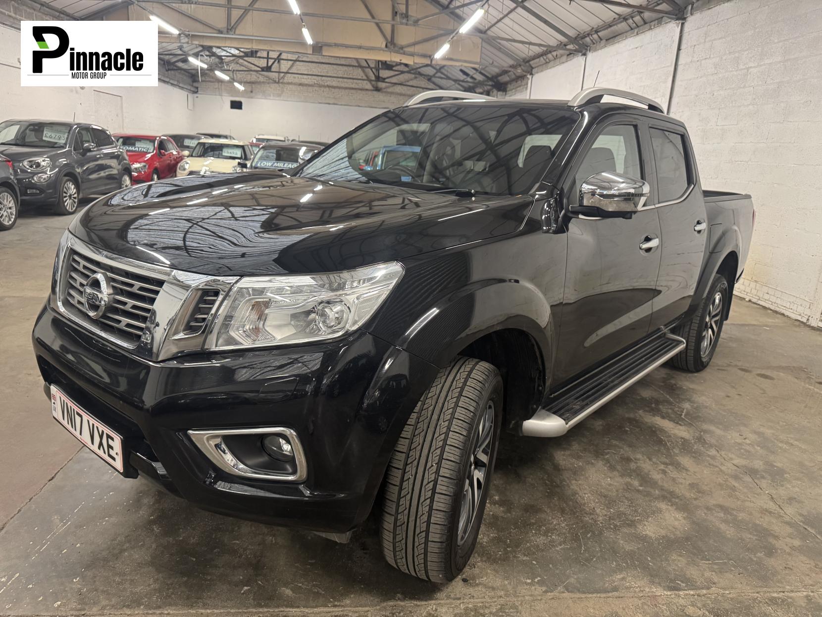 Nissan Navara 2.3 dCi Tekna Pickup Double Cab 4dr Diesel Manual 4WD Euro 6 (s/s) (190 ps)