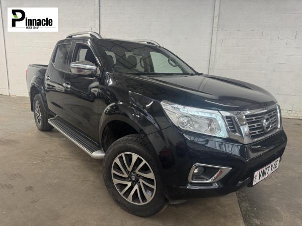 Nissan Navara 2.3 dCi Tekna Pickup Double Cab 4dr Diesel Manual 4WD Euro 6 (s/s) (190 ps)