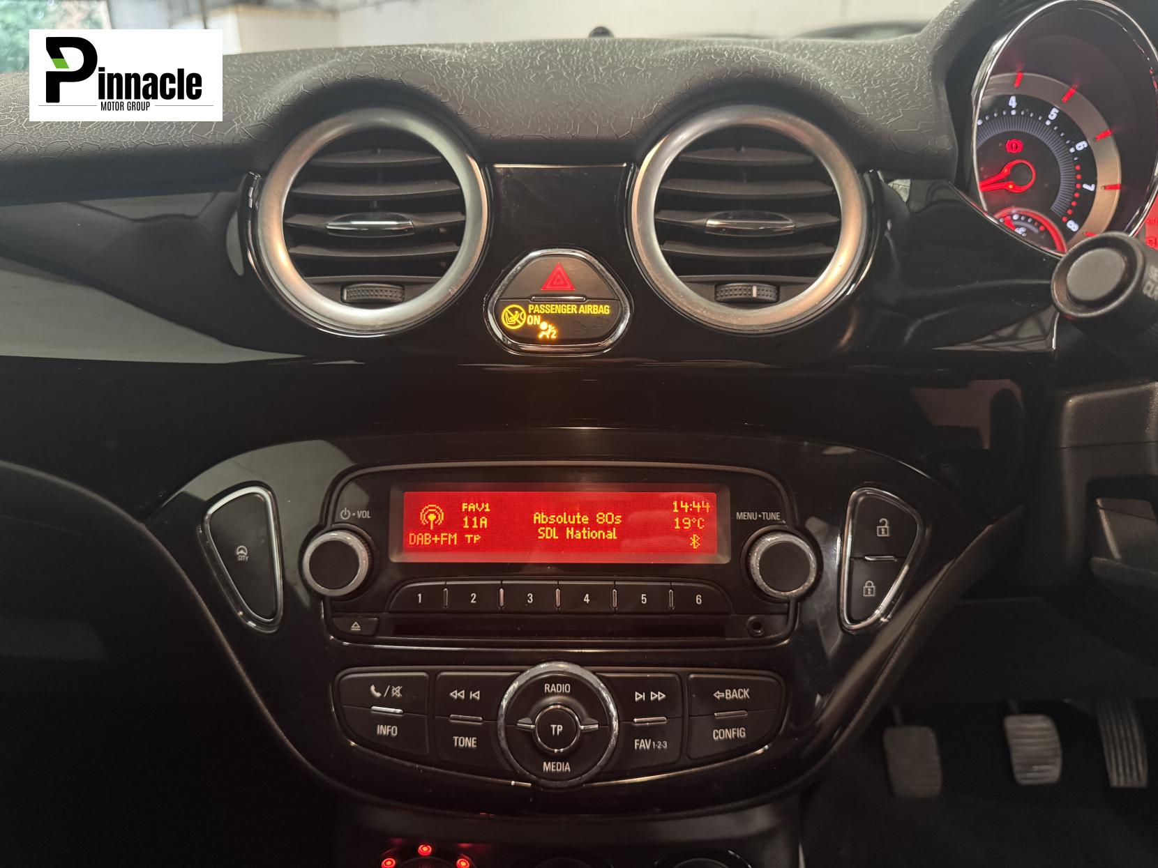 Vauxhall ADAM 1.2 16v GLAM Hatchback 3dr Petrol Manual Euro 5 (70 ps)
