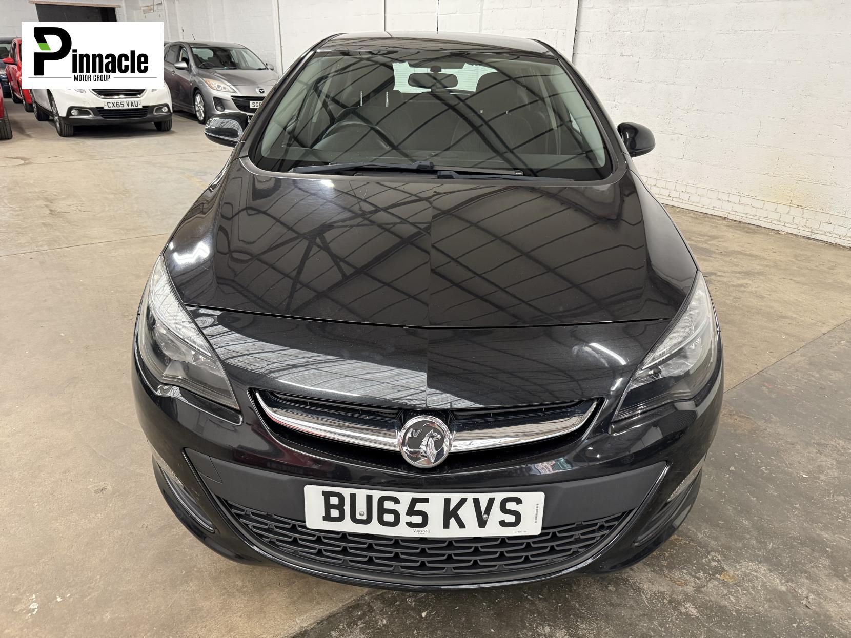 Vauxhall Astra 1.6i Design Hatchback 5dr Petrol Manual Euro 6 (115 ps)