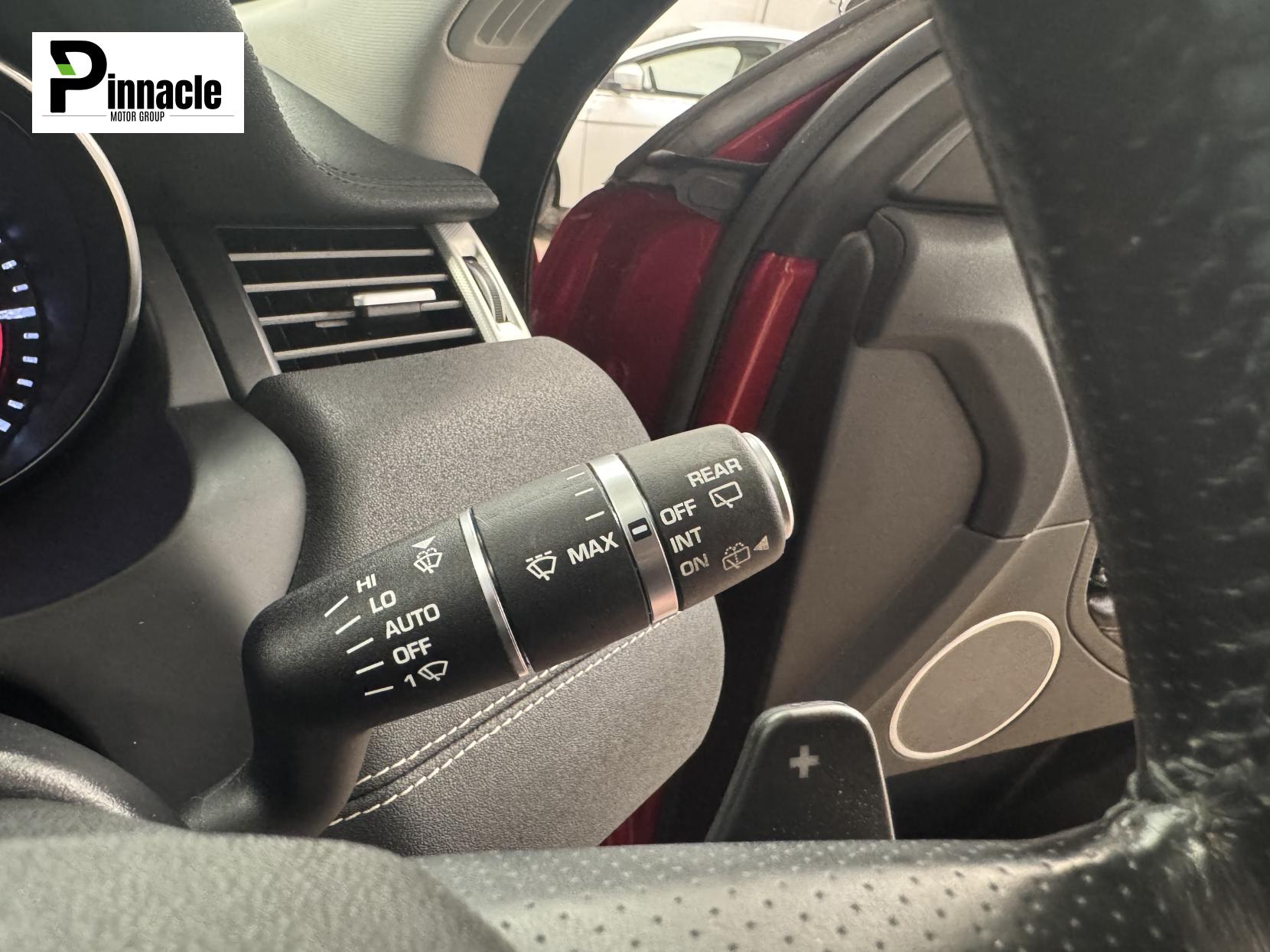 Land Rover Range Rover Evoque 2.2 SD4 Dynamic SUV 5dr Diesel Auto 4WD Euro 5 (s/s) (190 ps)