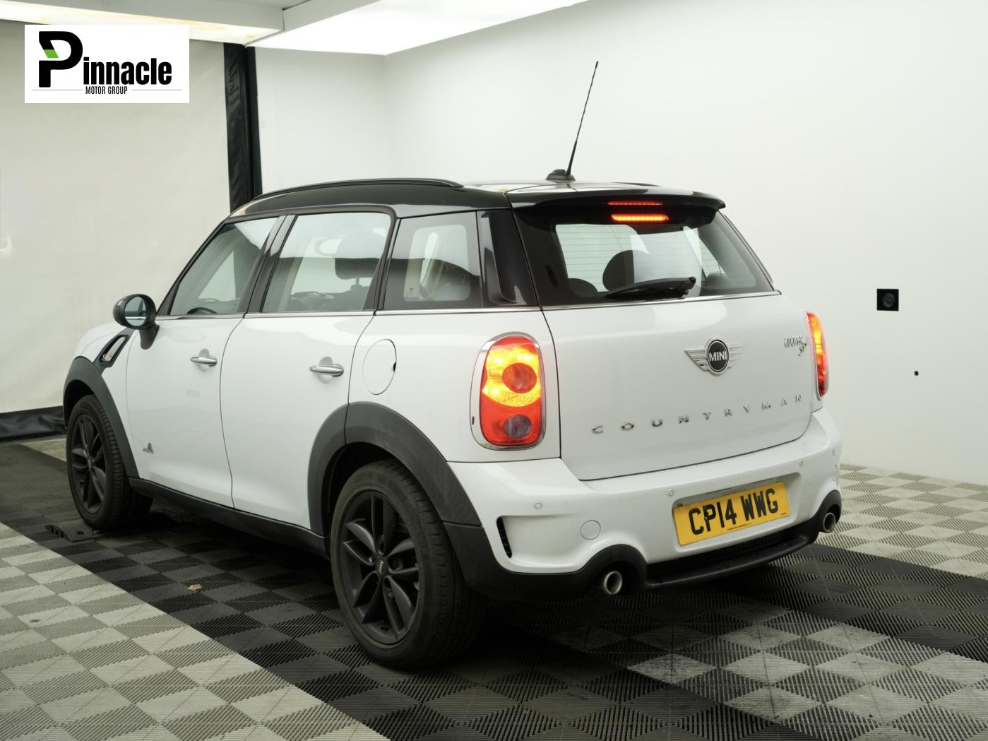 MINI Countryman 2.0 Cooper SD SUV 5dr Diesel Manual ALL4 Euro 5 (s/s) (143 ps)