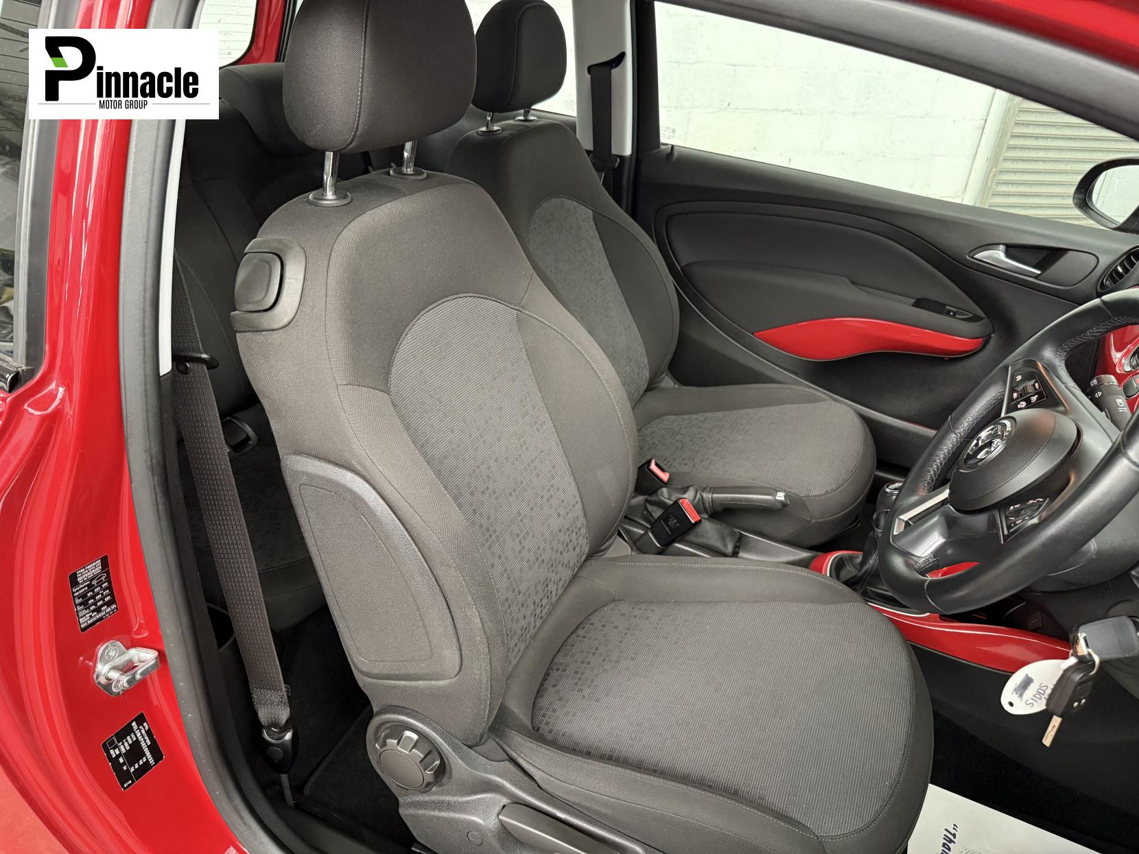 Vauxhall ADAM 1.2 16v JAM Hatchback 3dr Petrol Manual Euro 5 (70 ps)