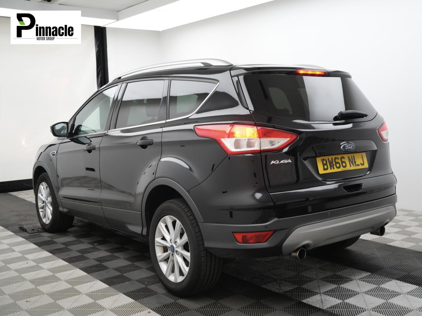 Ford Kuga 2.0 TDCi Titanium SUV 5dr Diesel Manual AWD Euro 6 (s/s) (180 ps)